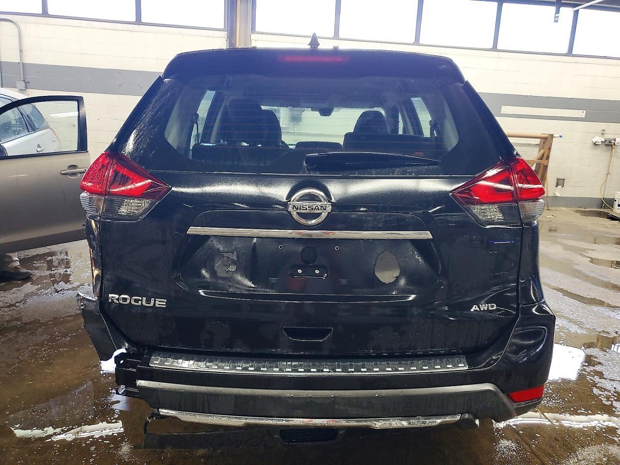 2019 Nissan Rogue S - Фото 6