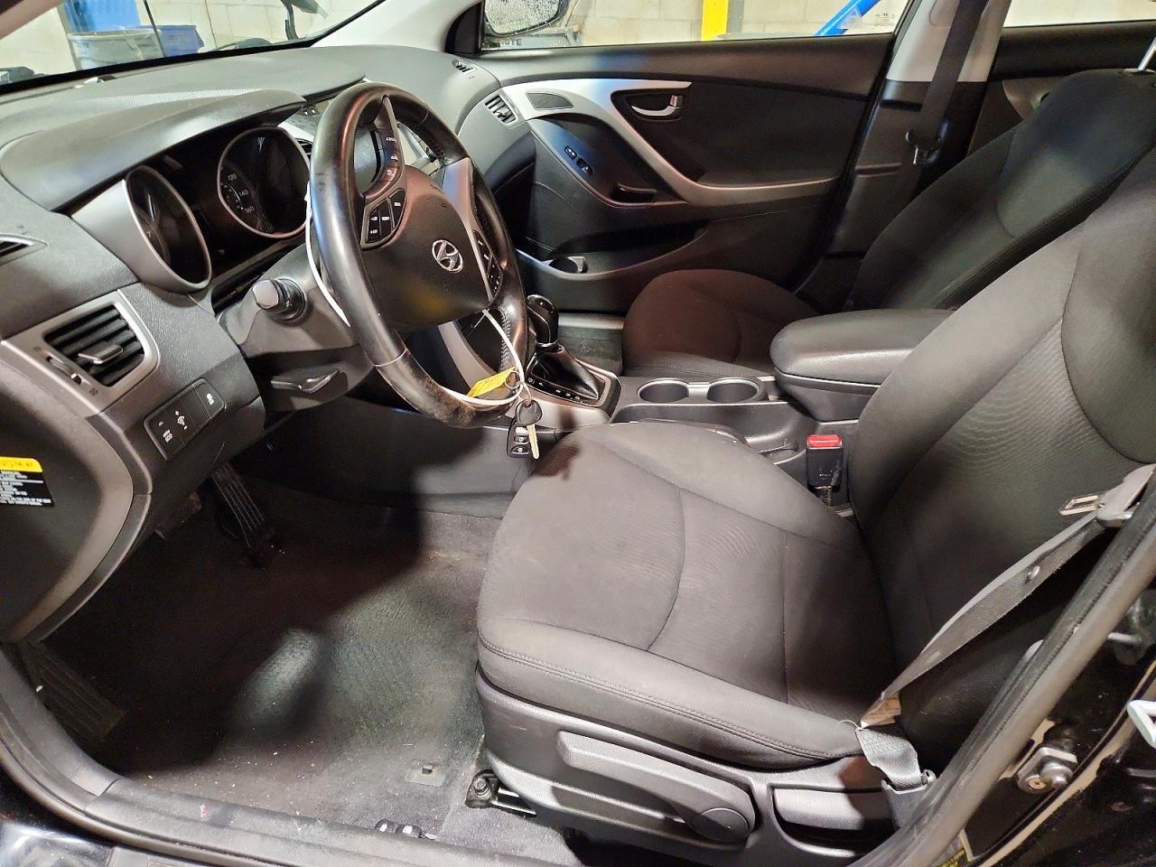 2015 Hyundai Elantra Se - Фото 7