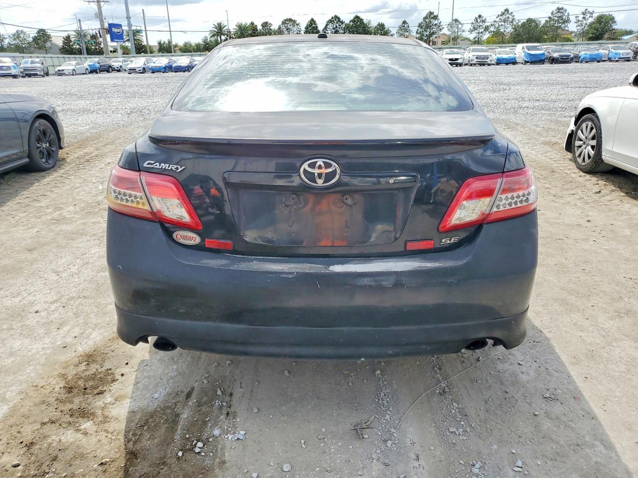 2010 Toyota Camry Se - Фото 6