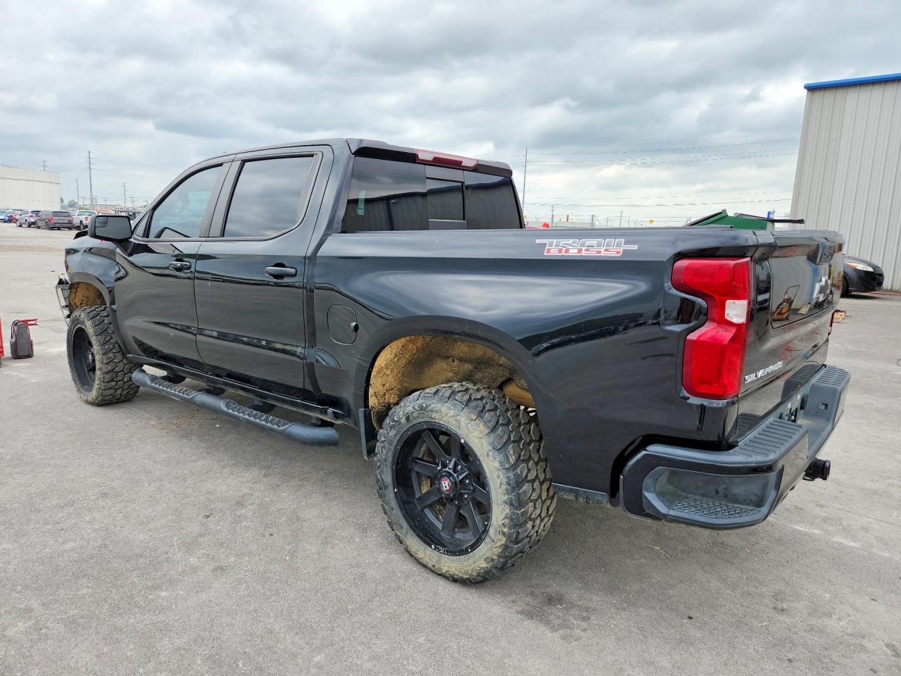 2022 Chevrolet Silverado Ltd K1500 Lt Trail Boss - Фото 2
