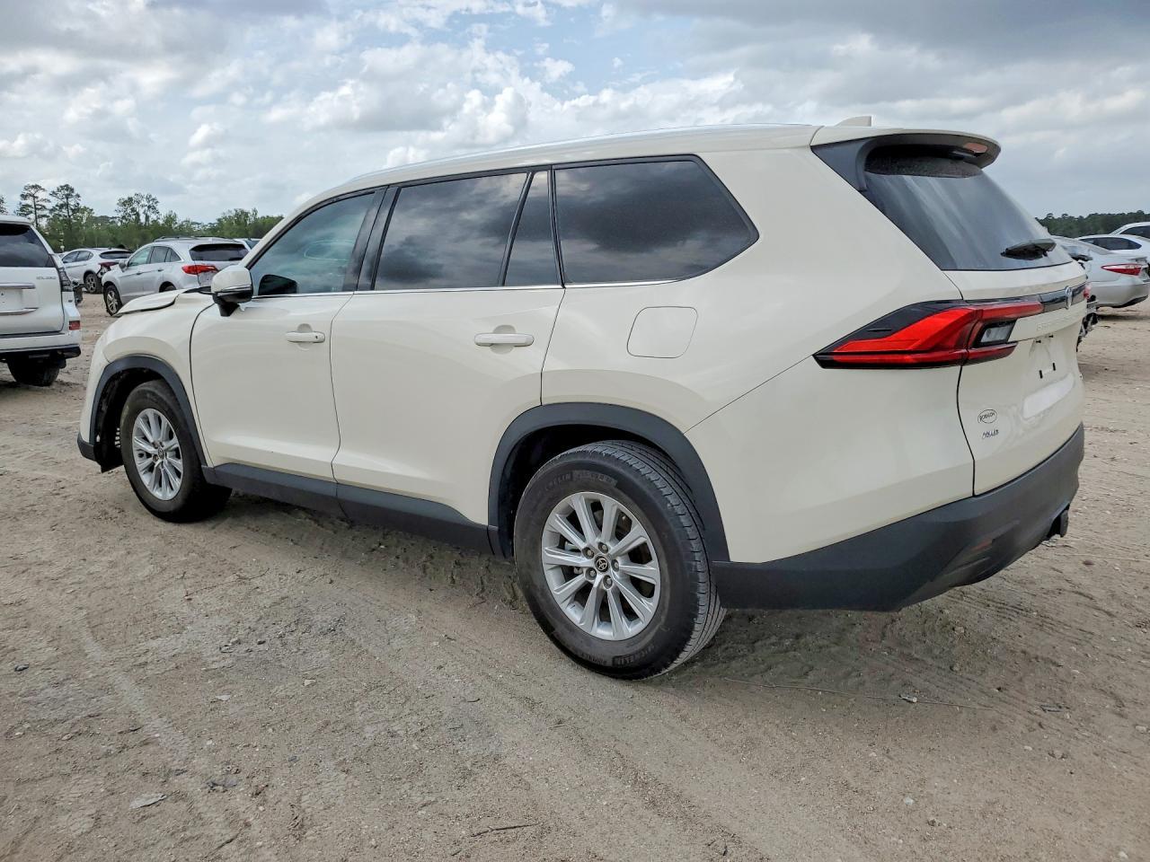 2024 Toyota Grand Highlander Xle - Фото 2