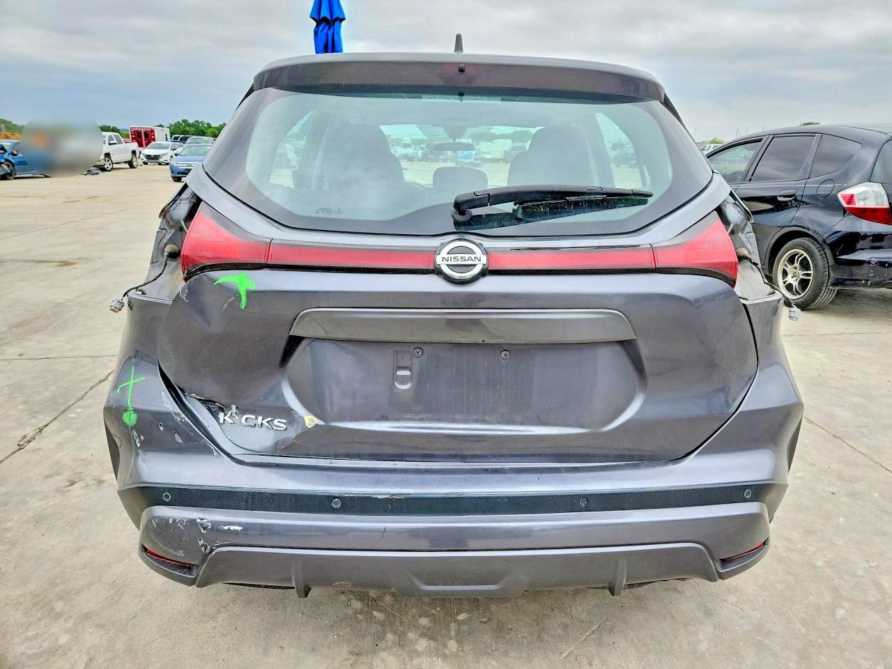 2021 Nissan Kicks - Фото 6