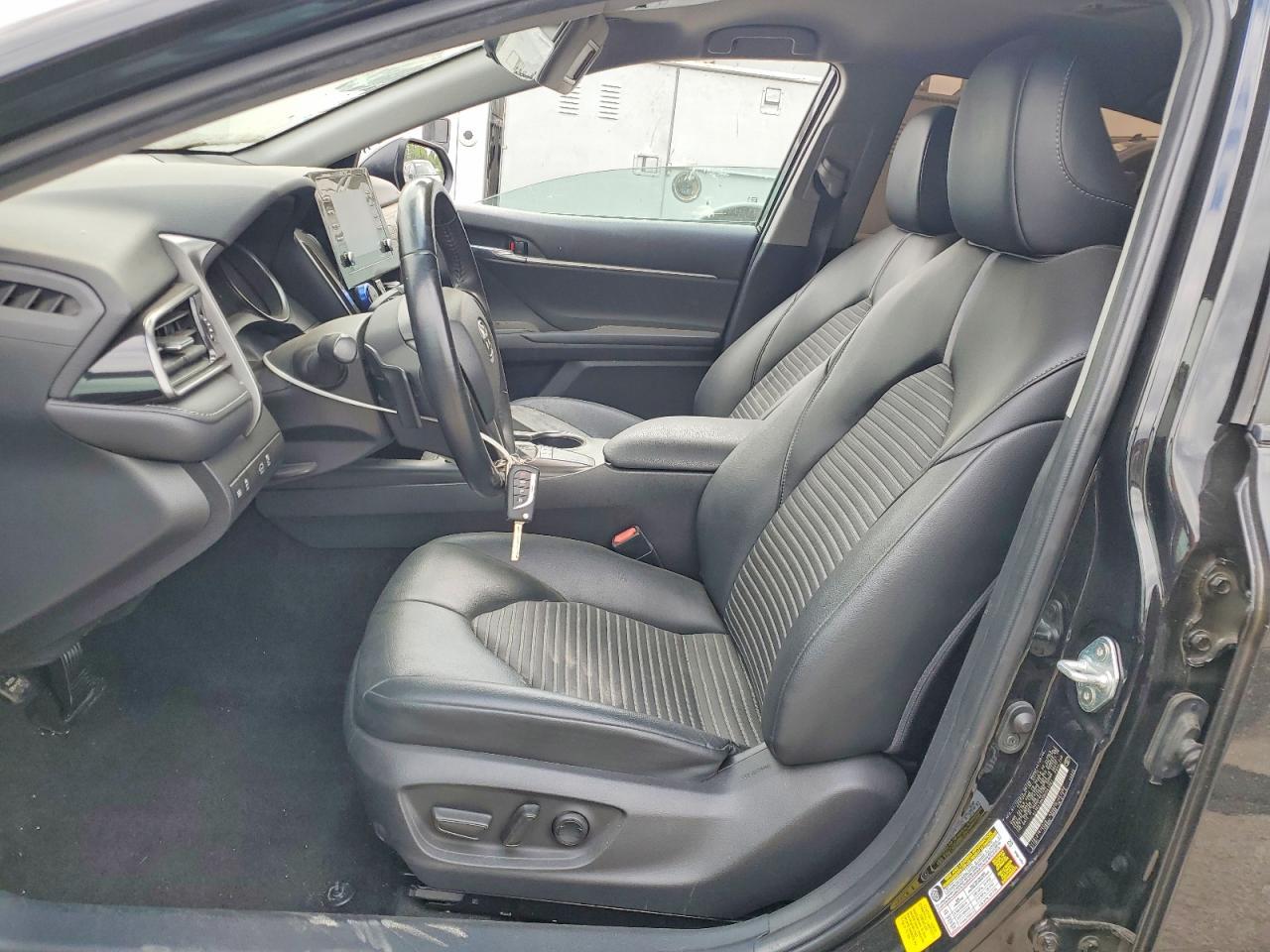 2022 Toyota Camry Se Nightshade - Image 7