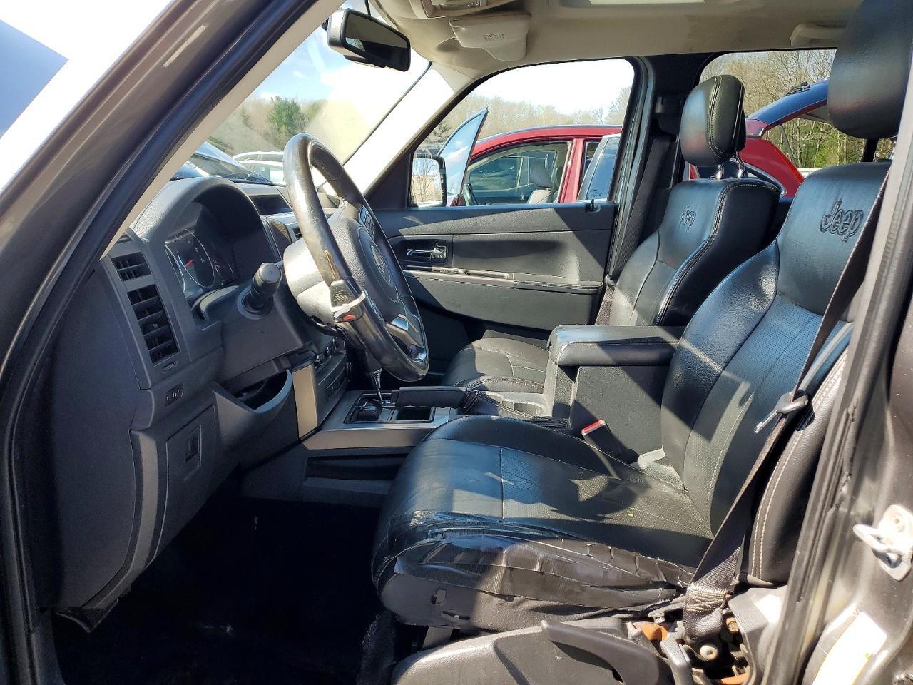 2012 Jeep Liberty - Фото 7