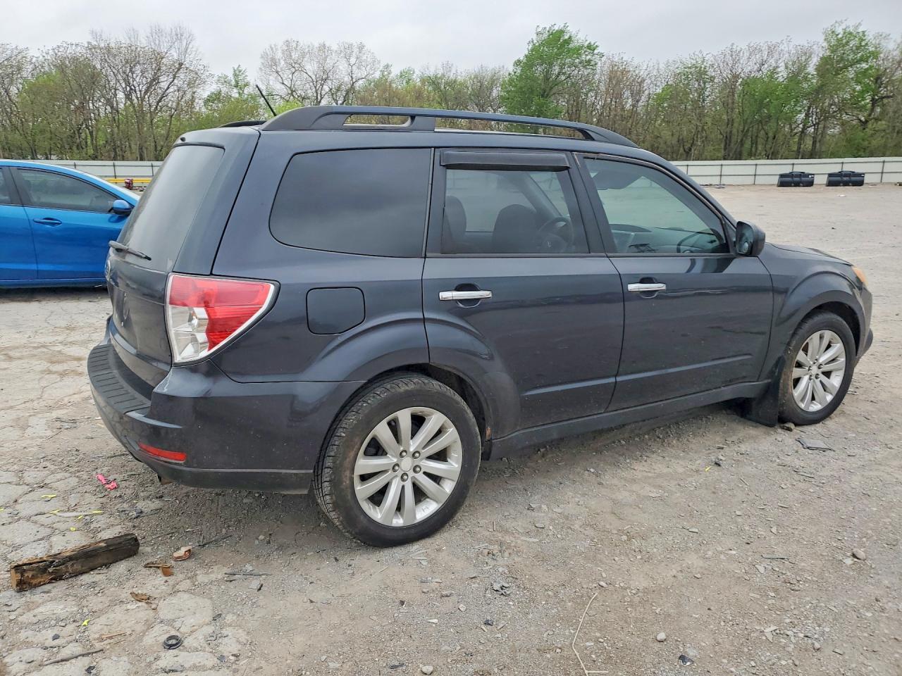 2011 Subaru Forester 2.5X Premium - Image 3