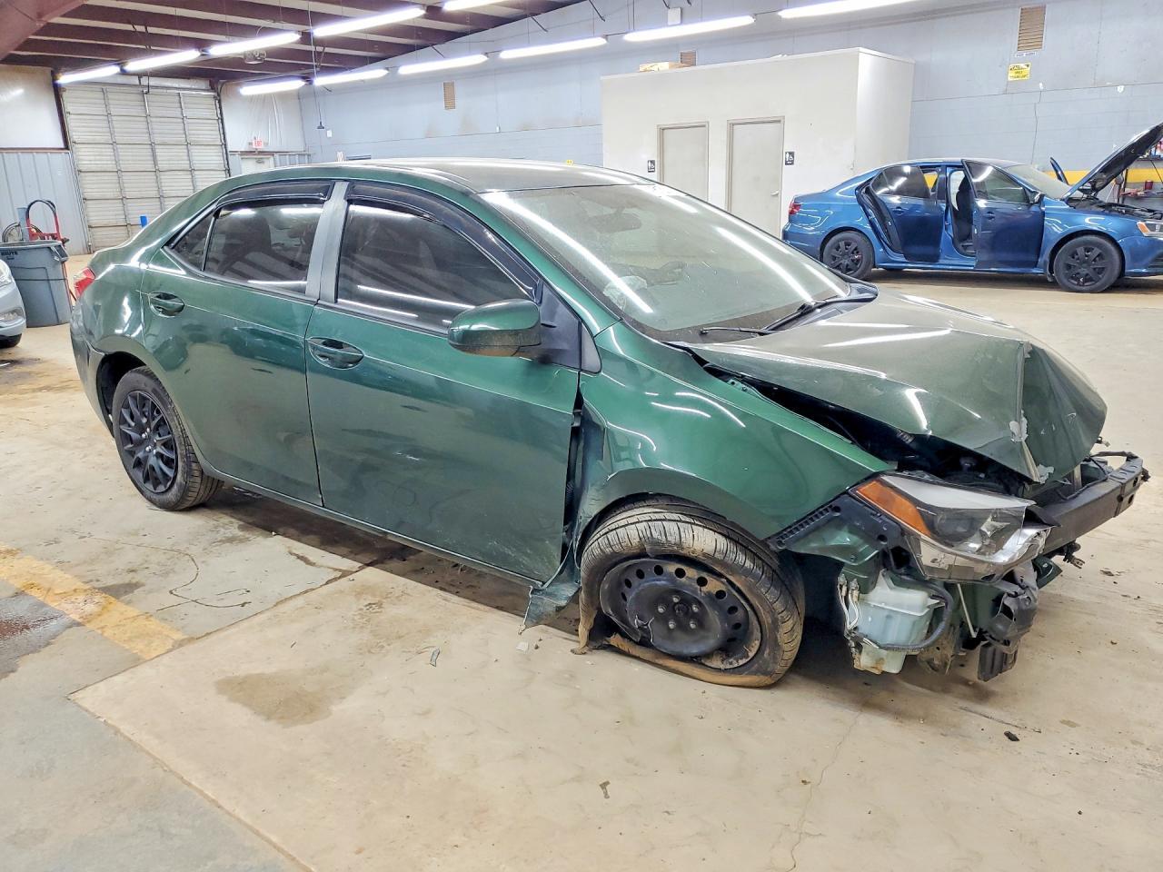 2015 Toyota Corolla Le - Фото 4