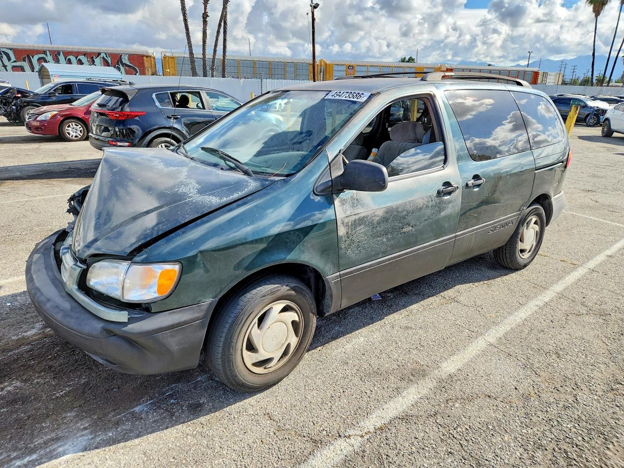 2000 Toyota Sienna Le