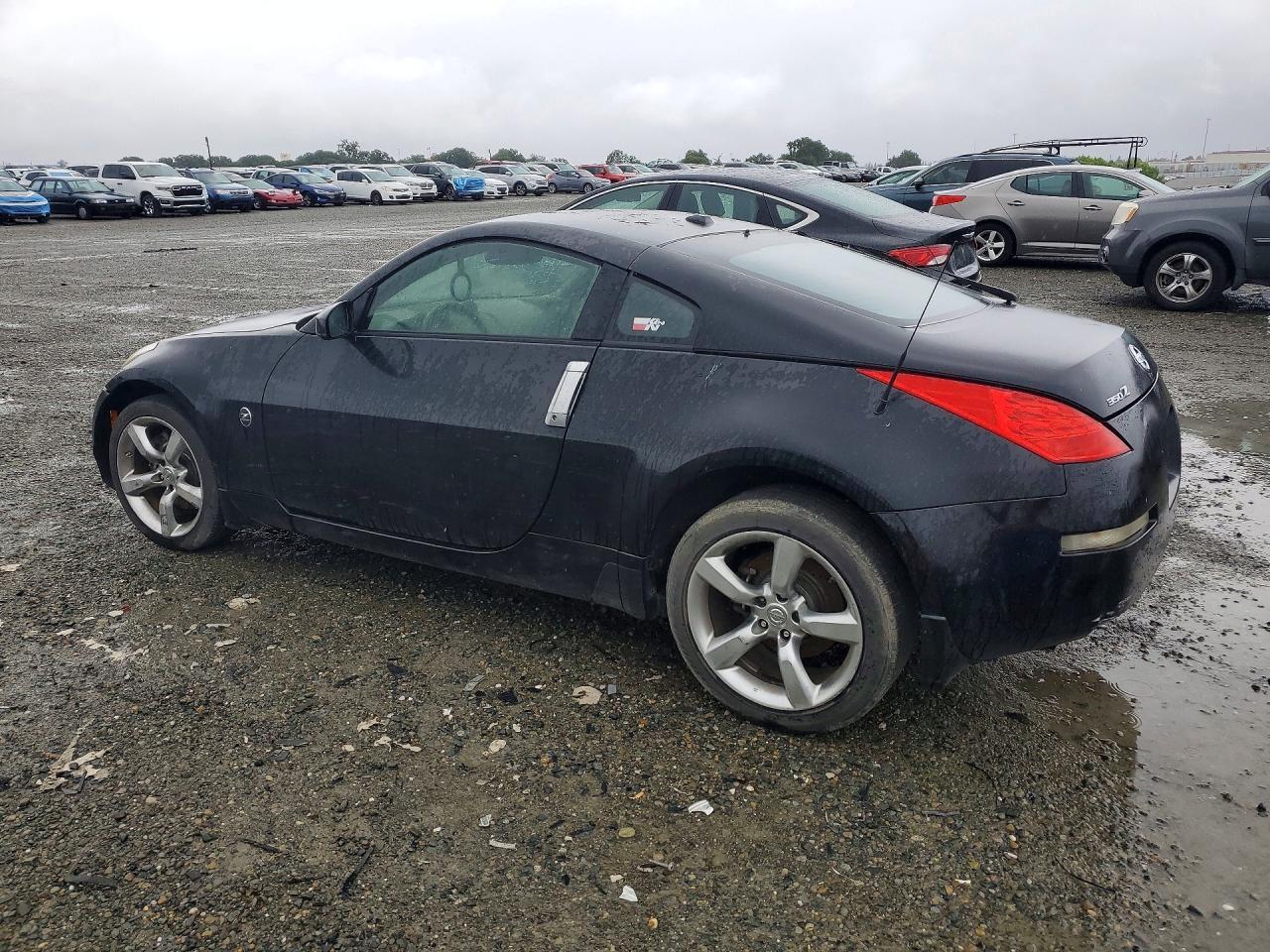 2006 Nissan 350Z Coupe - Фото 2