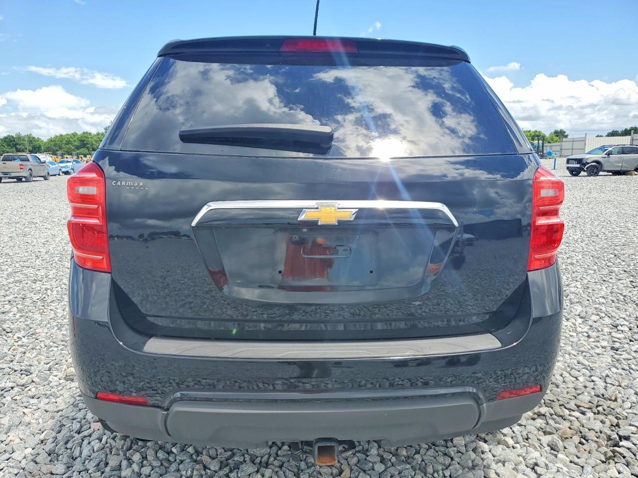 2017 Chevrolet Equinox Ls - Image 6