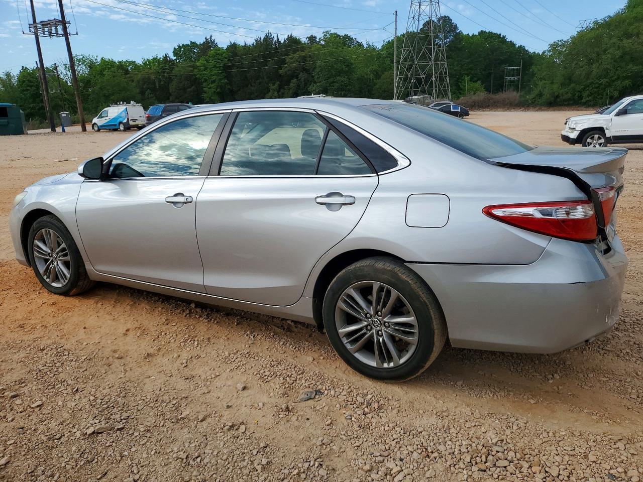 2015 Toyota Camry Se - Фото 2