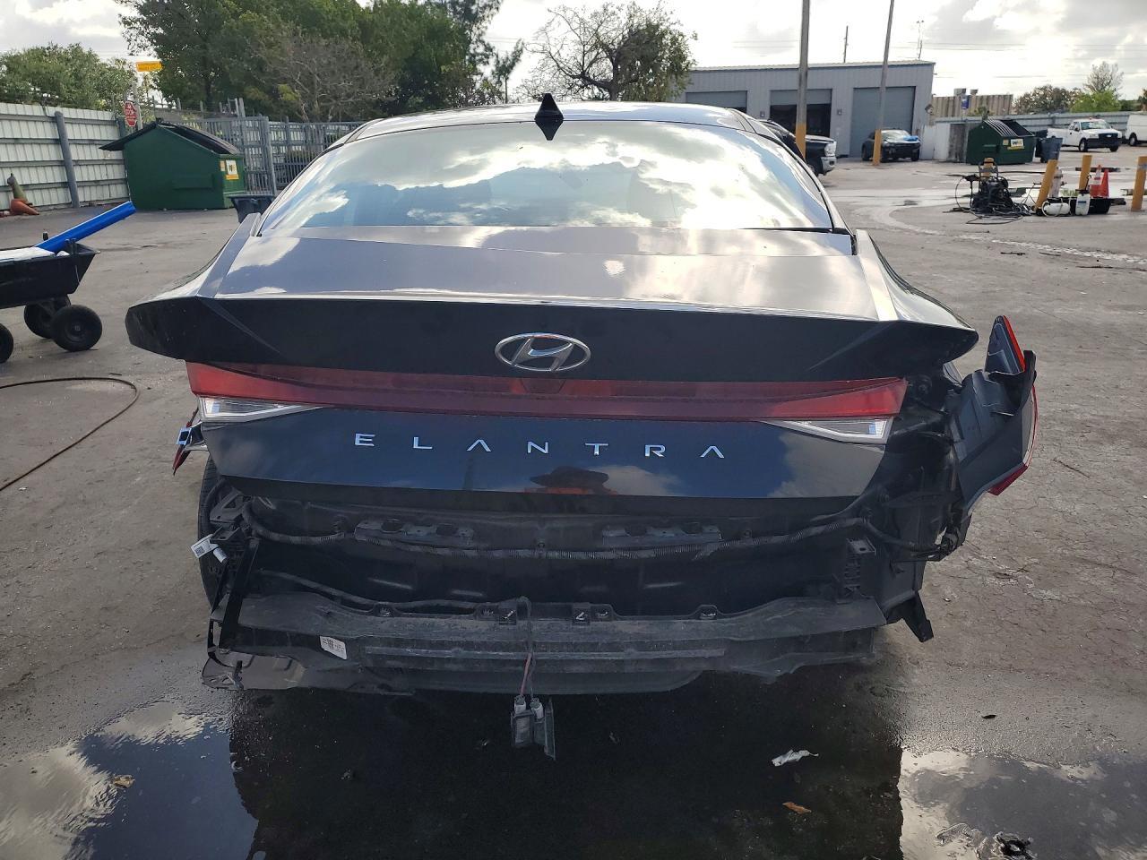 2021 Hyundai Elantra Sel - Image 6