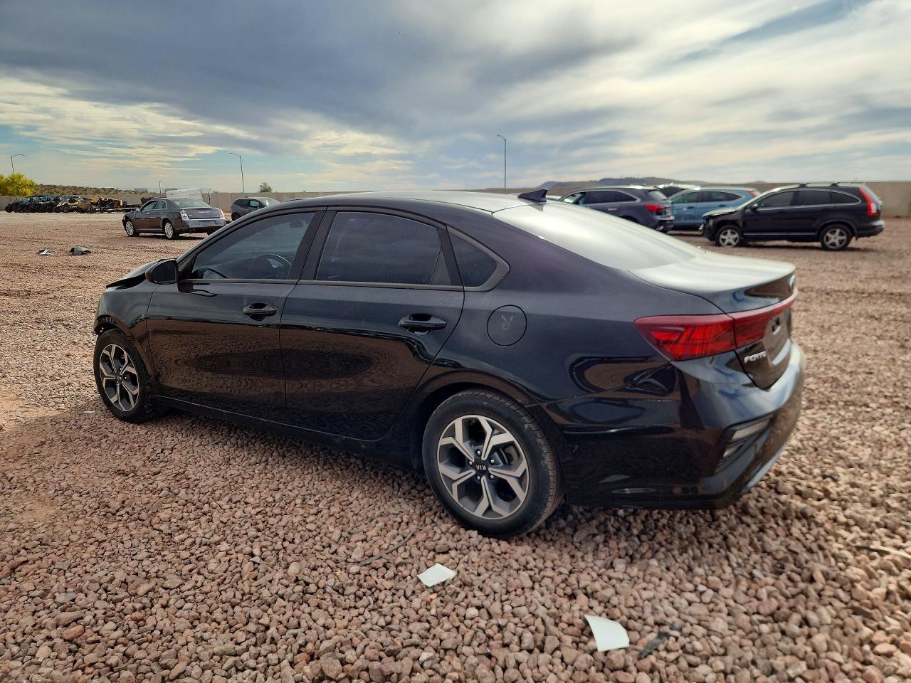 2020 Kia Forte Lxs - Фото 2