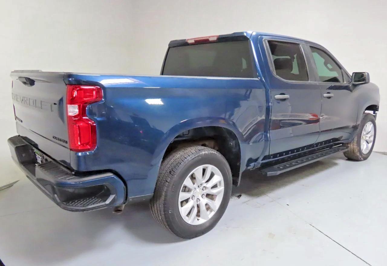 2020 Chevrolet Silverado C1500 Custom - Фото 3
