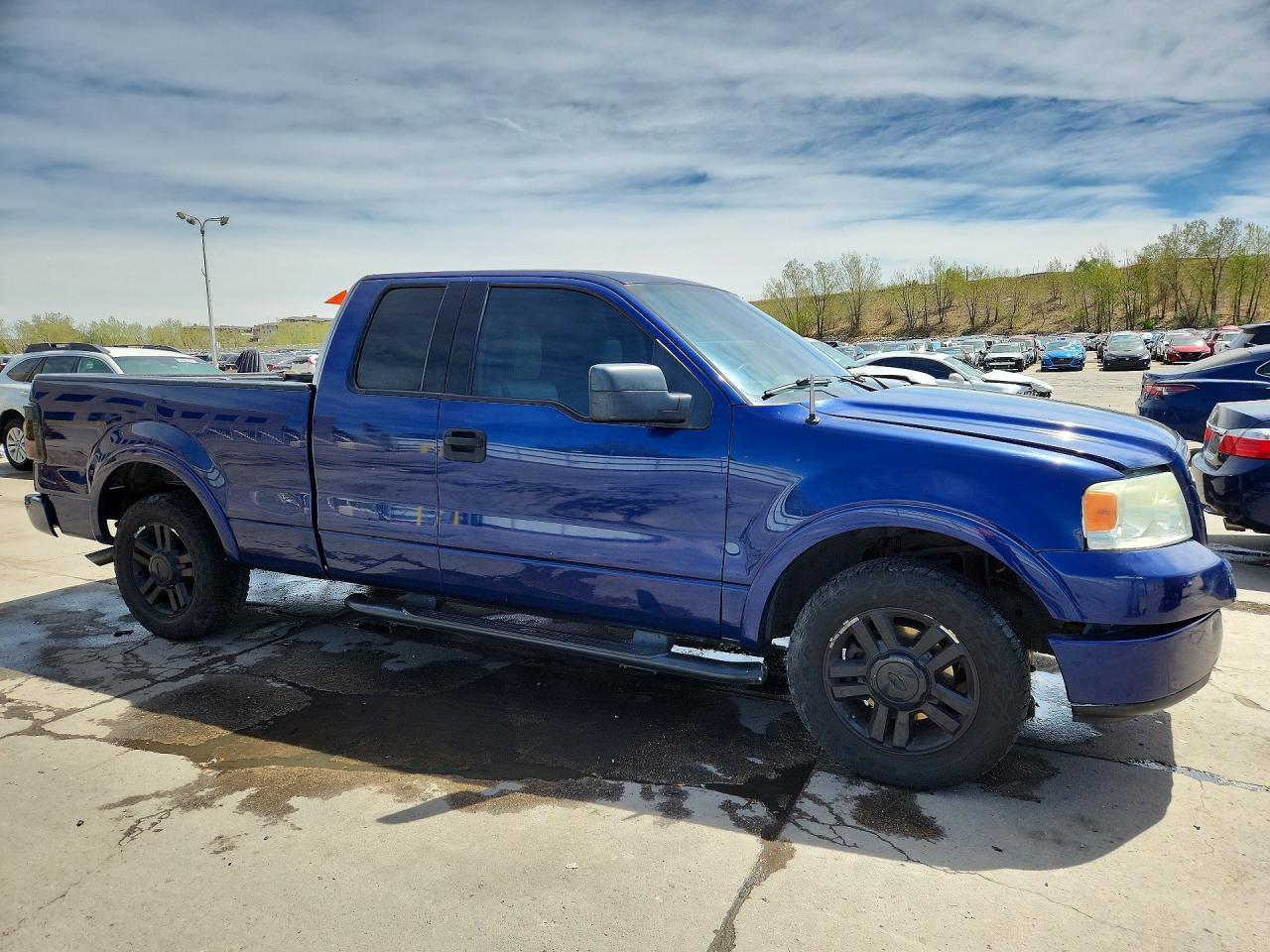 2004 Ford F150 - Image 4