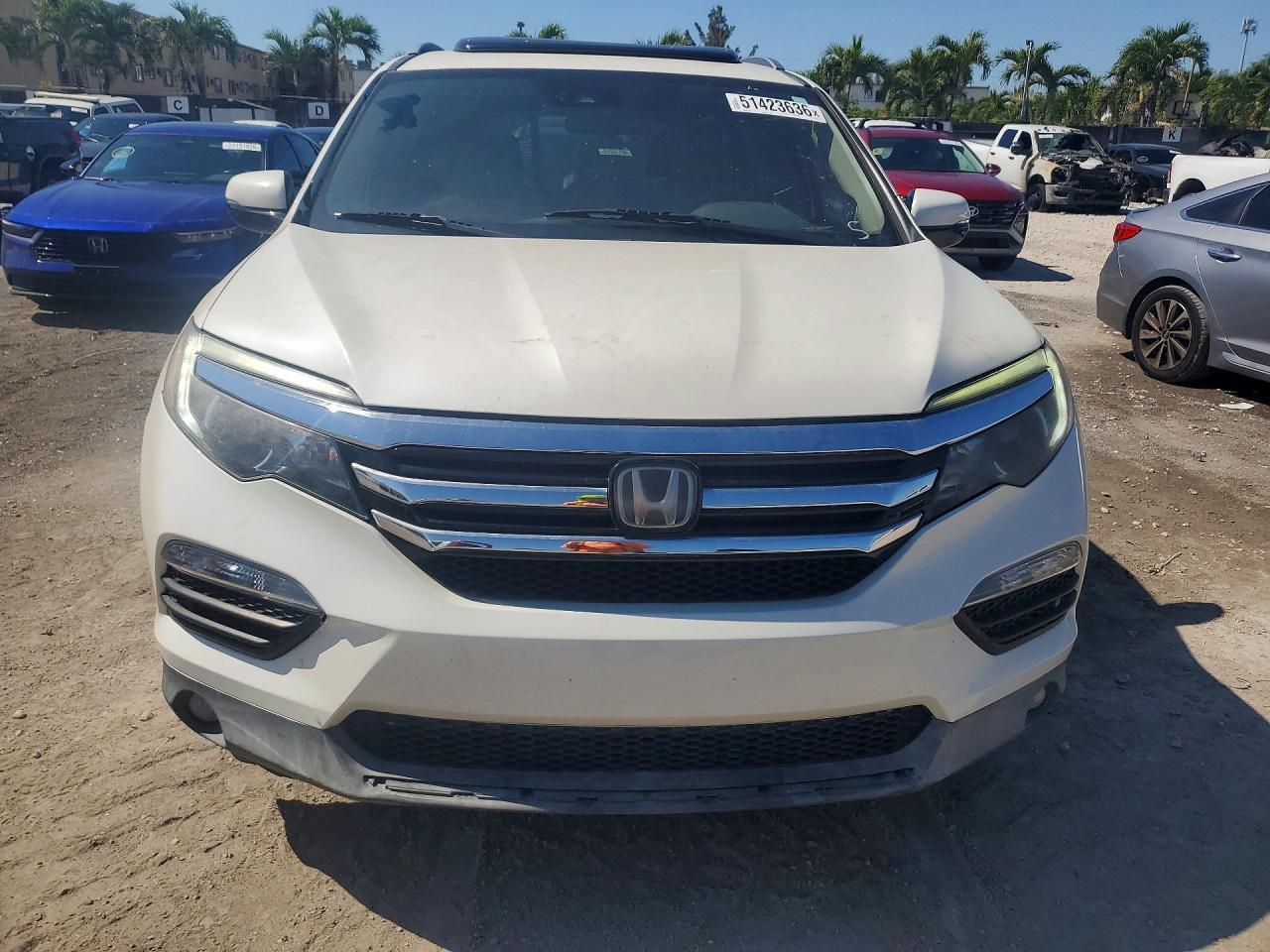 2017 Honda Pilot Elite - Фото 5