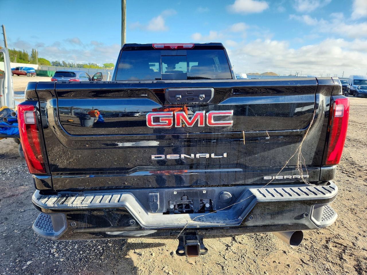 2025 GMC Sierra K2500 Denali - Фото 6