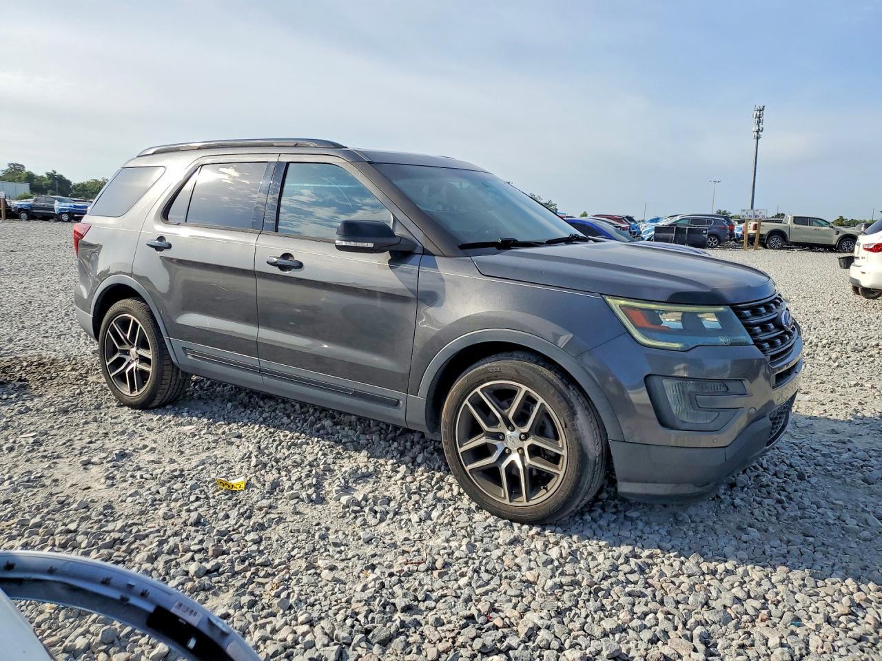 2016 Ford Explorer Sport - Фото 4