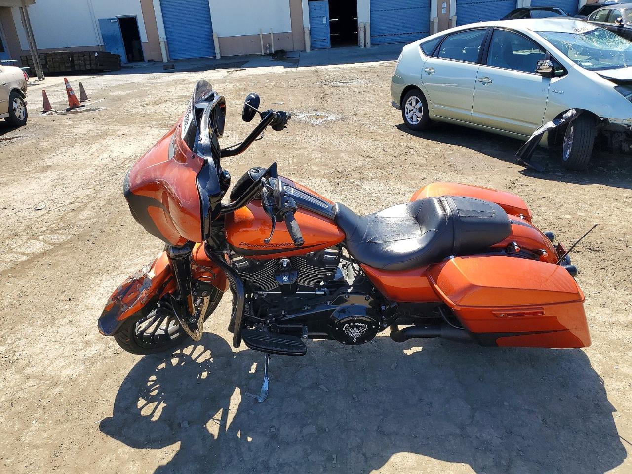 2019 Harley-Davidson Flhxs - Фото 3