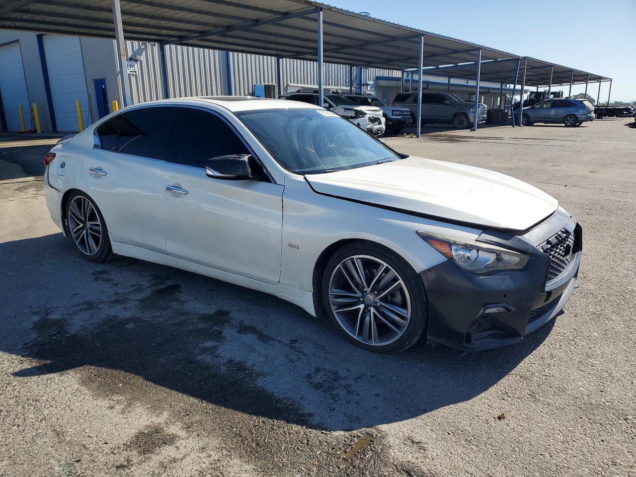 2017 Infiniti Q50 3.0T Premium - Фото 4
