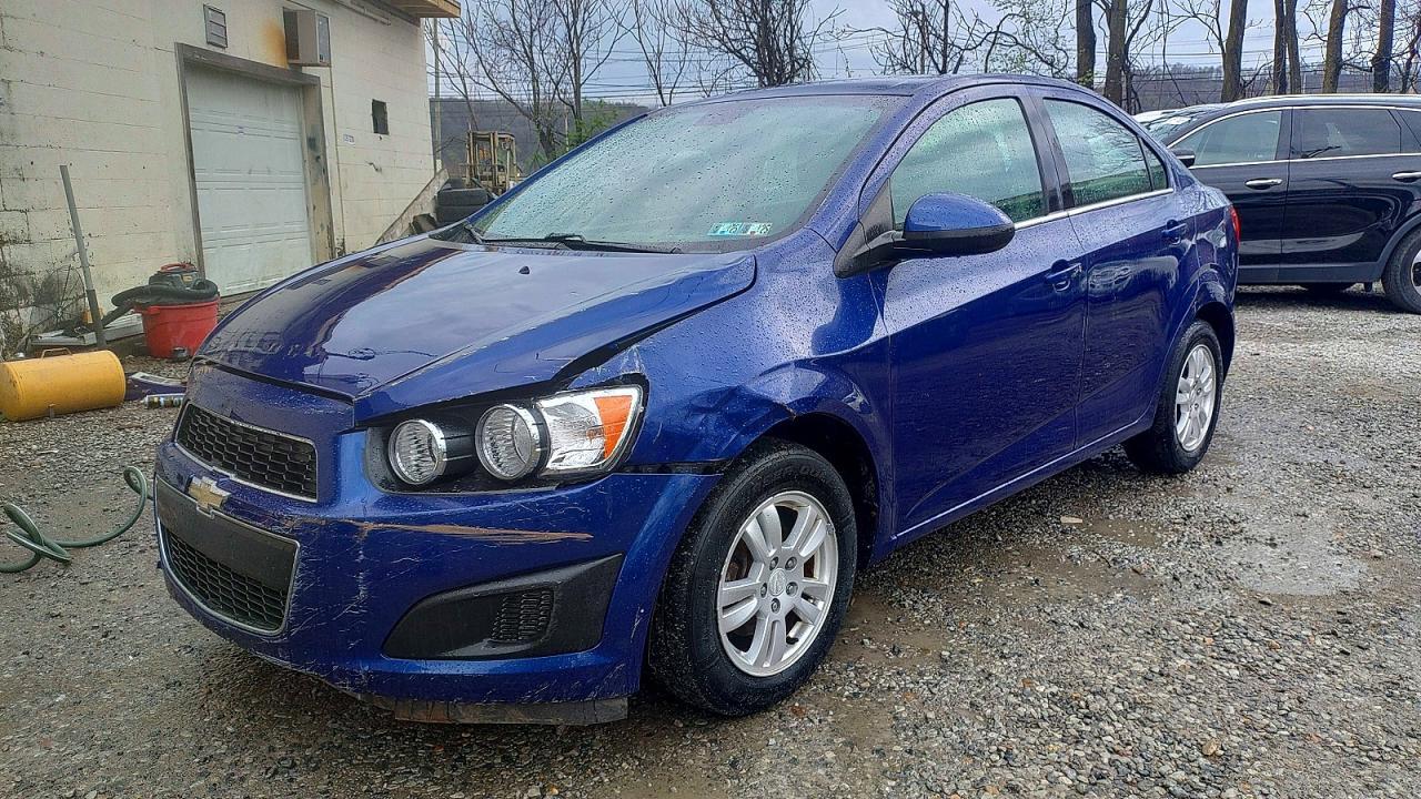 2013 Chevrolet Sonic Lt - Фото 2