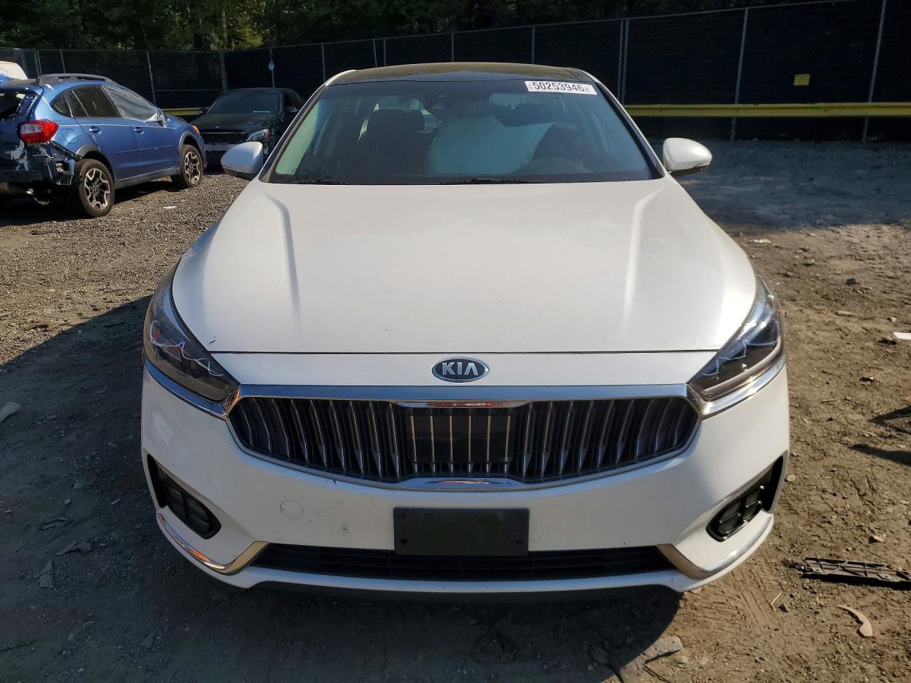 2017 Kia Cadenza Technology - Image 5