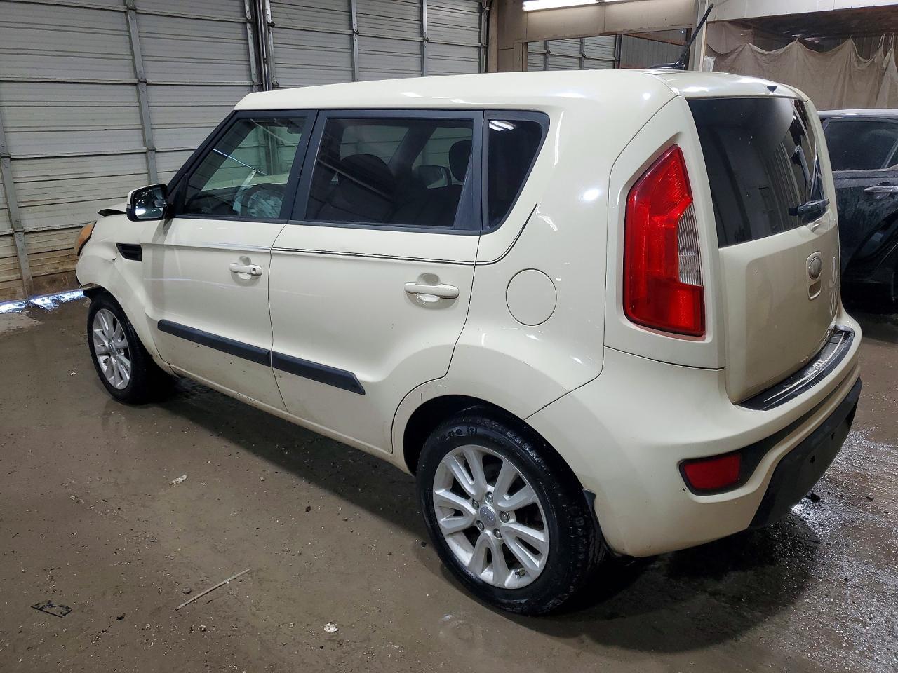 2013 Kia Soul + - Фото 2