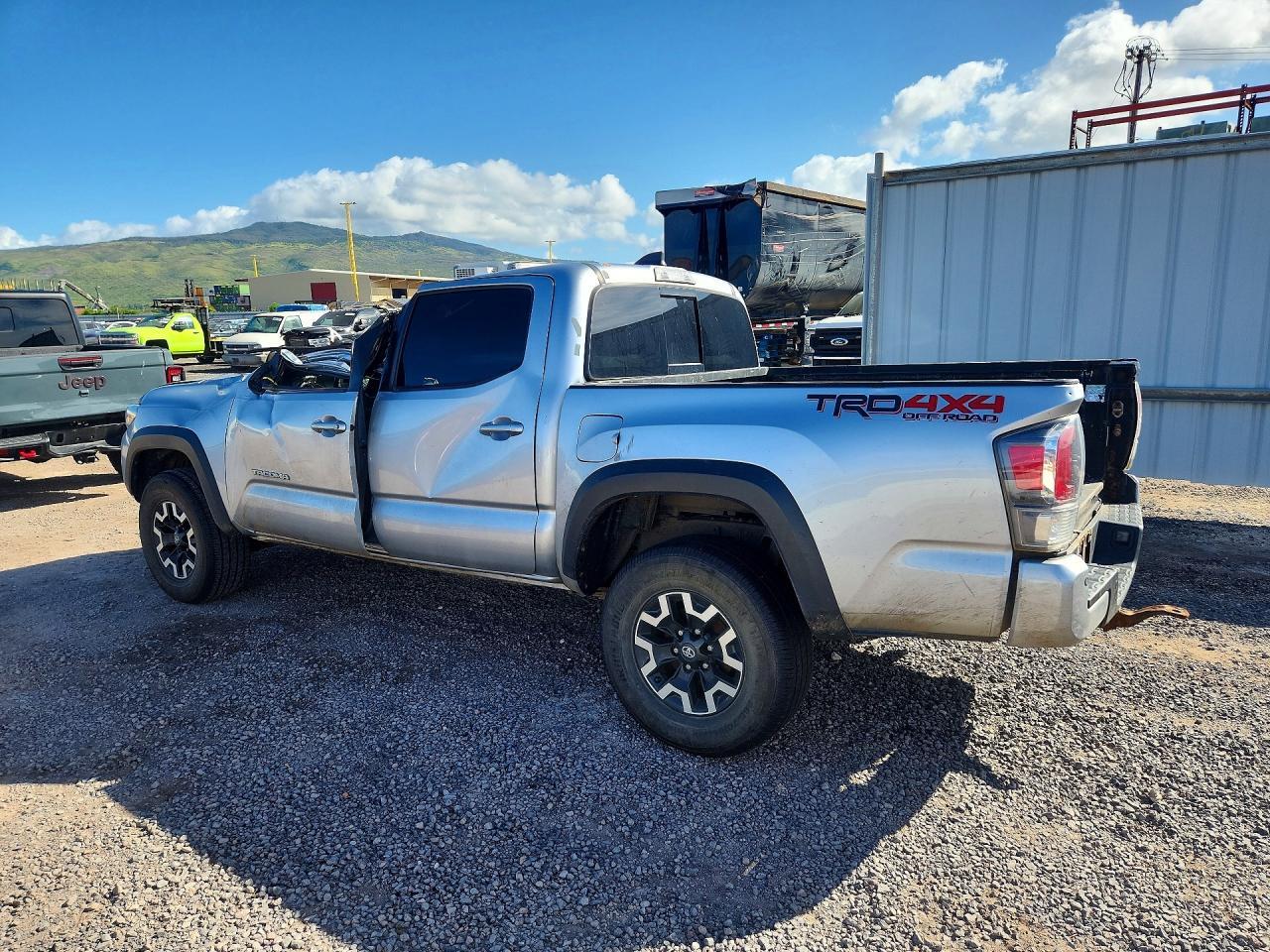2022 Toyota Tacoma Sr V6 - Image 2