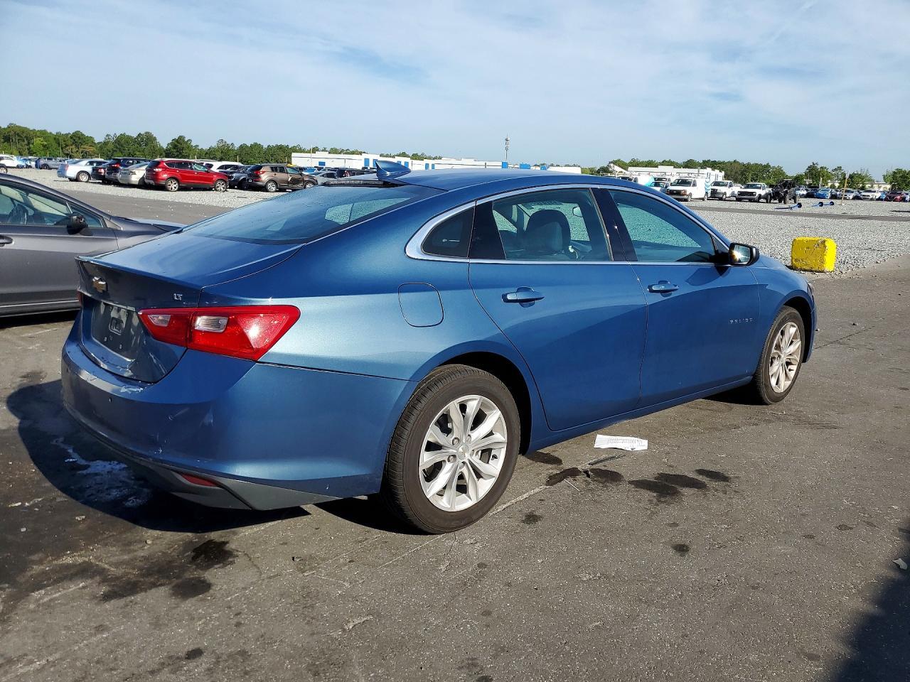 2024 Chevrolet Malibu Lt - Фото 3