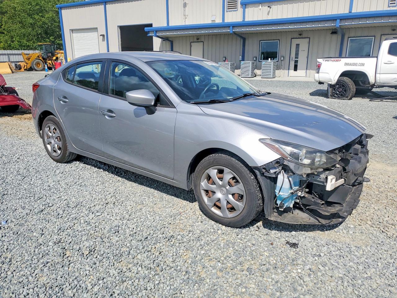 2014 Mazda 3 Sport - Image 4