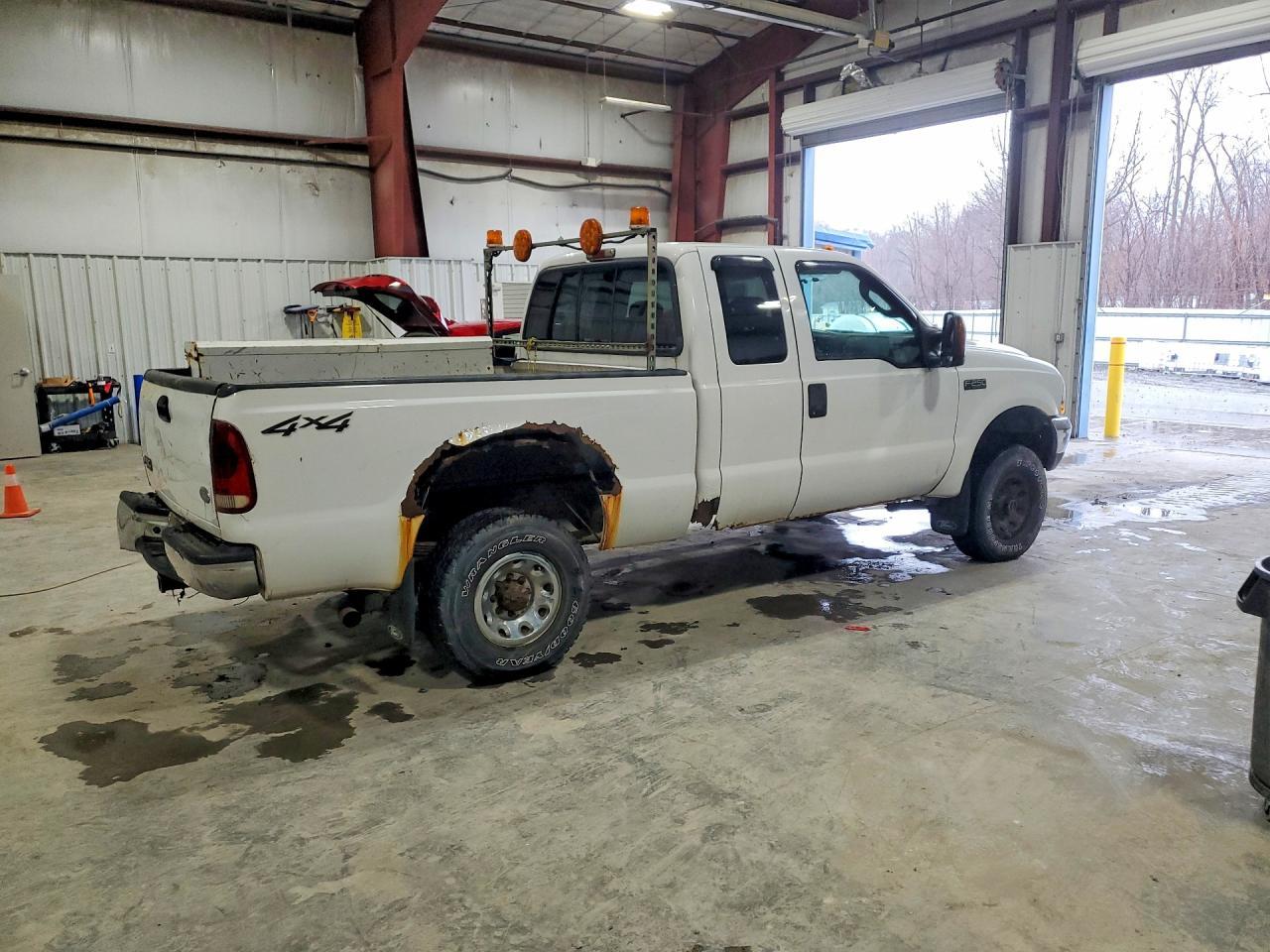 2004 Ford F-250 - Image 3