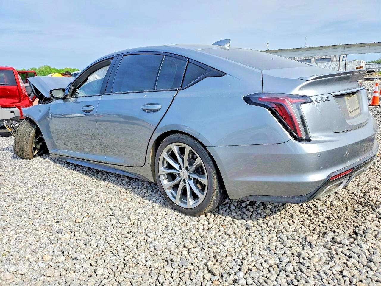 2023 Cadillac Ct5 Sport - Image 2