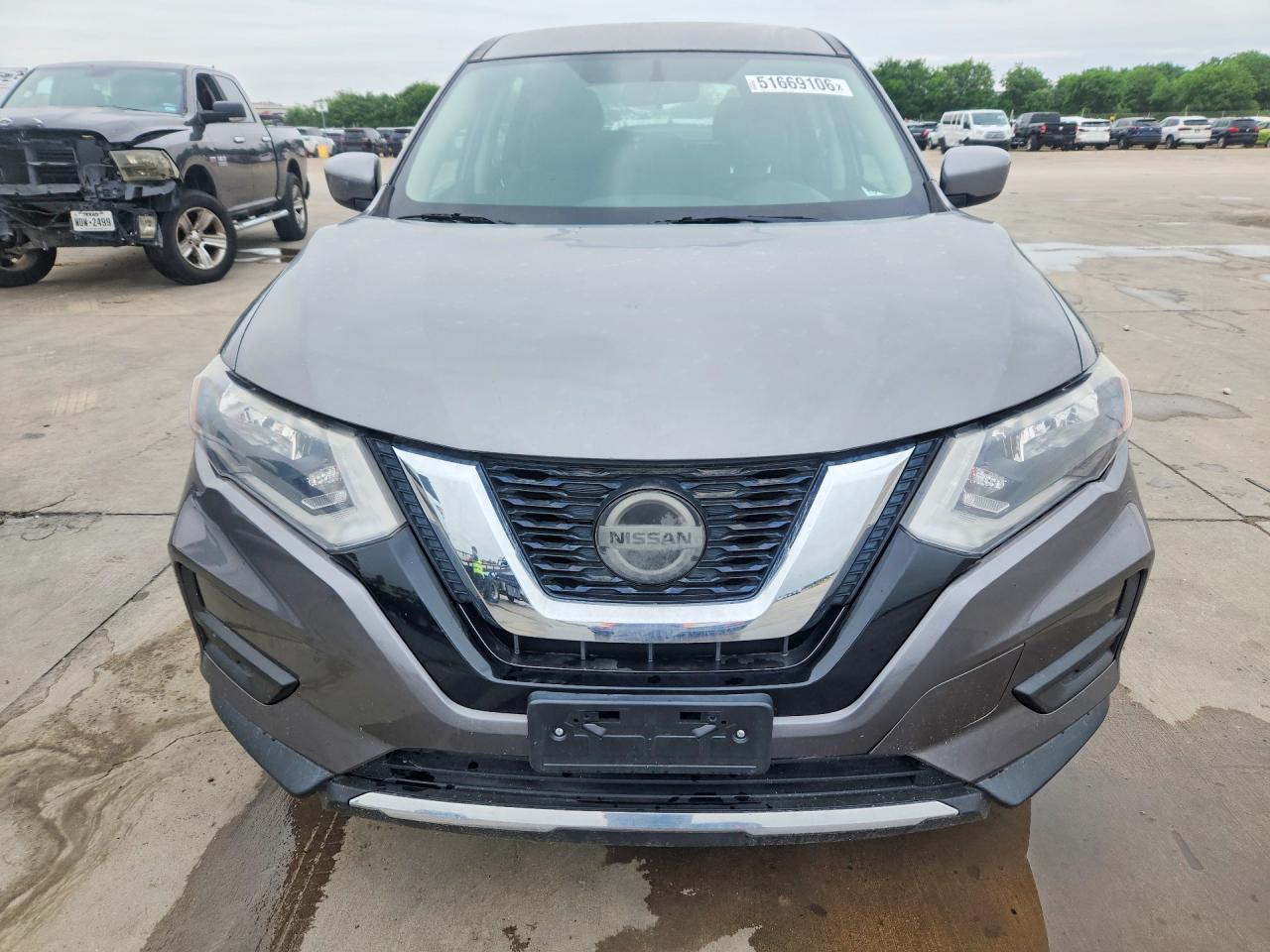2018 Nissan Rogue S - Фото 5