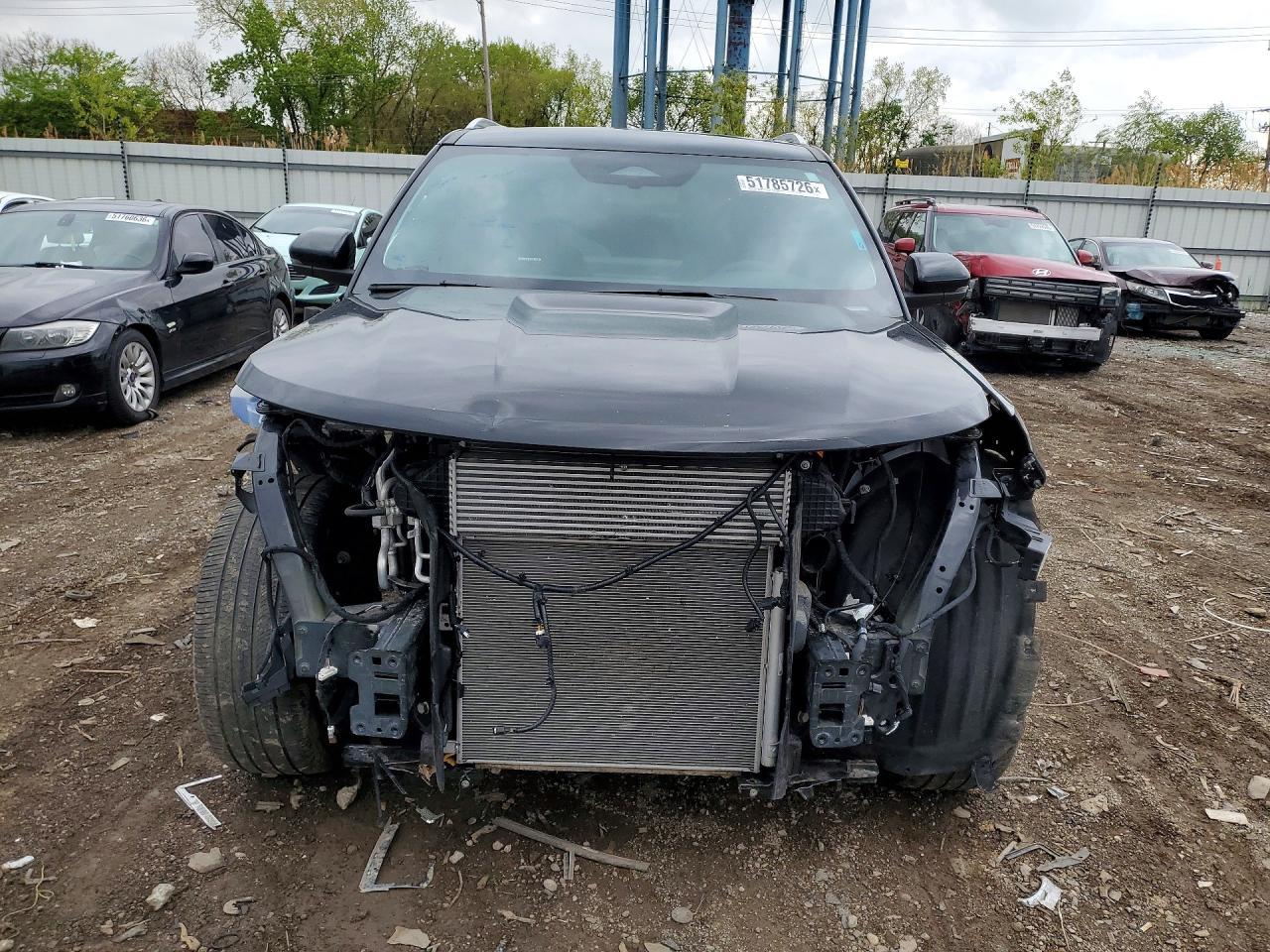 2025 Ford Explorer Platinum - Image 5