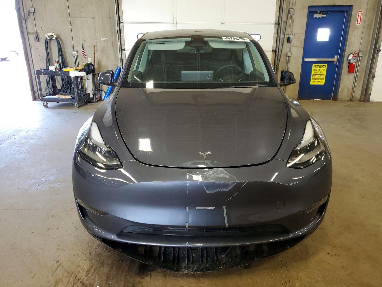 2023 Tesla Model Y - Фото 5