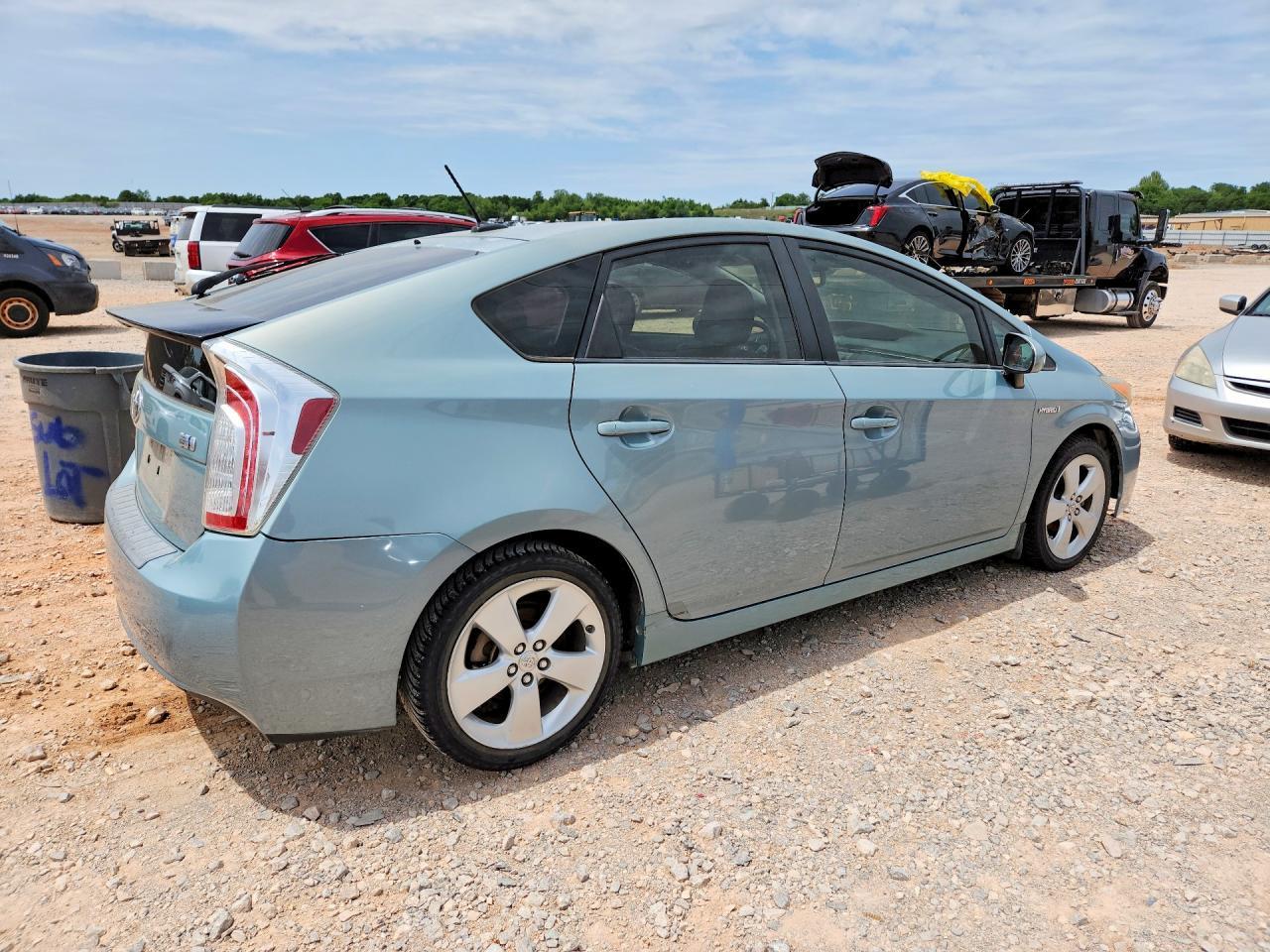 2012 Toyota Prius Five - Фото 3