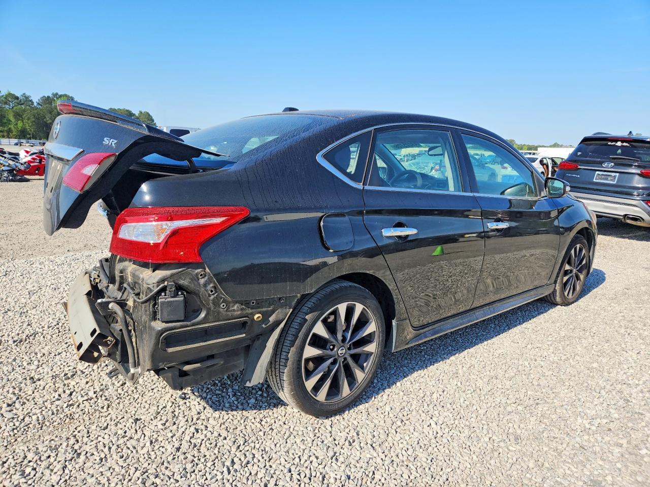 2016 Nissan Sentra Sr - Фото 3