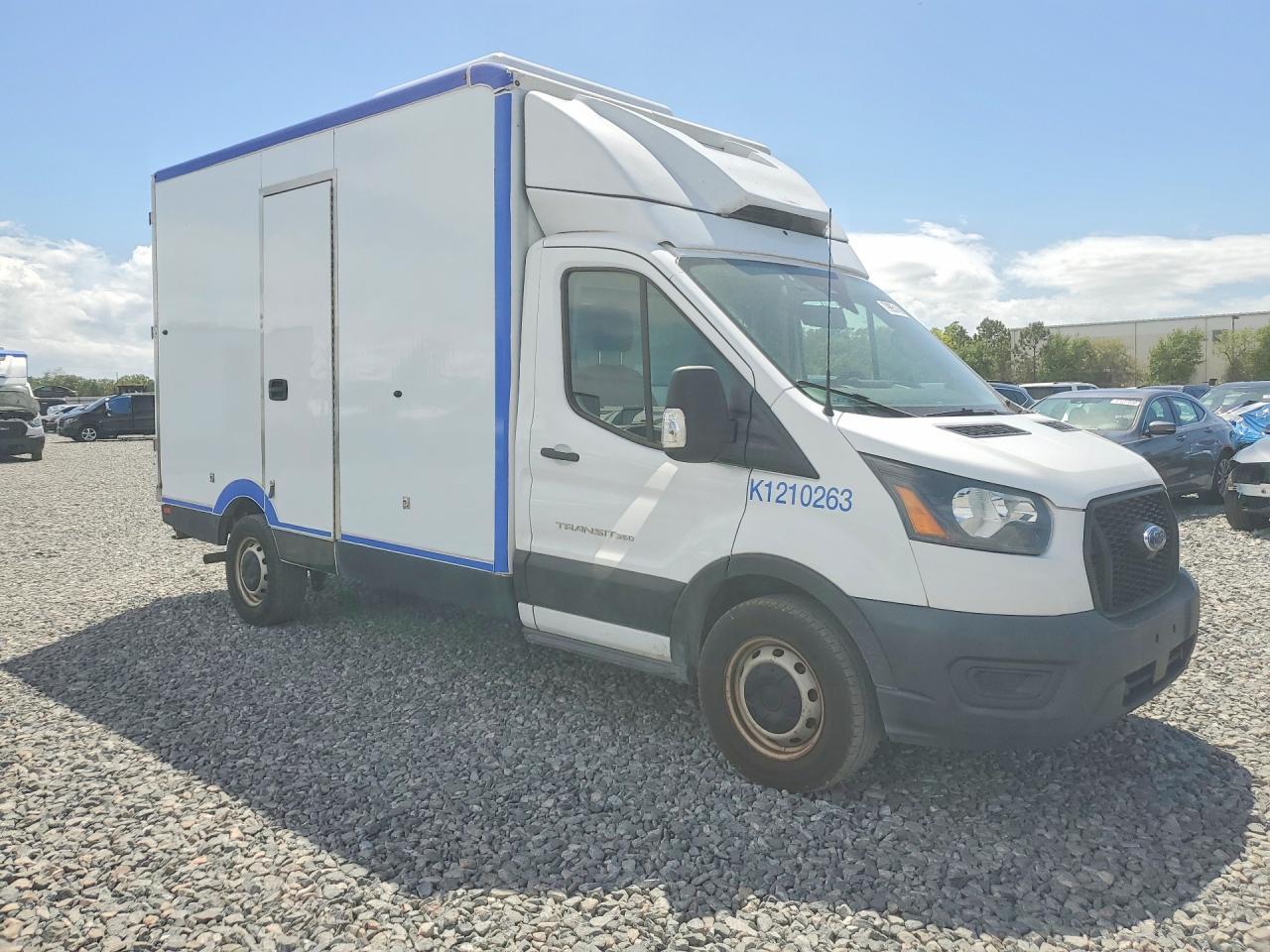 2021 Ford Transit Delivery Truck - Image 4