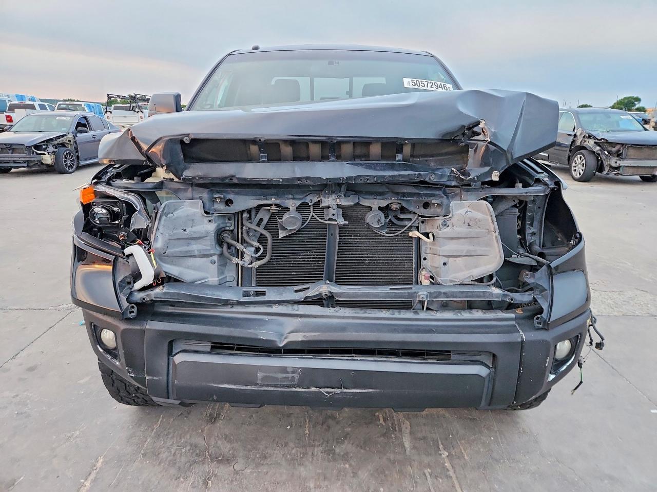 2014 Toyota Tundra Sr5 - Image 5