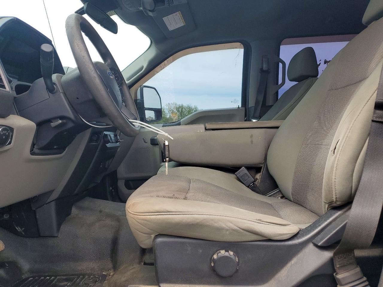 2020 Ford F250 Super Duty - Фото 7