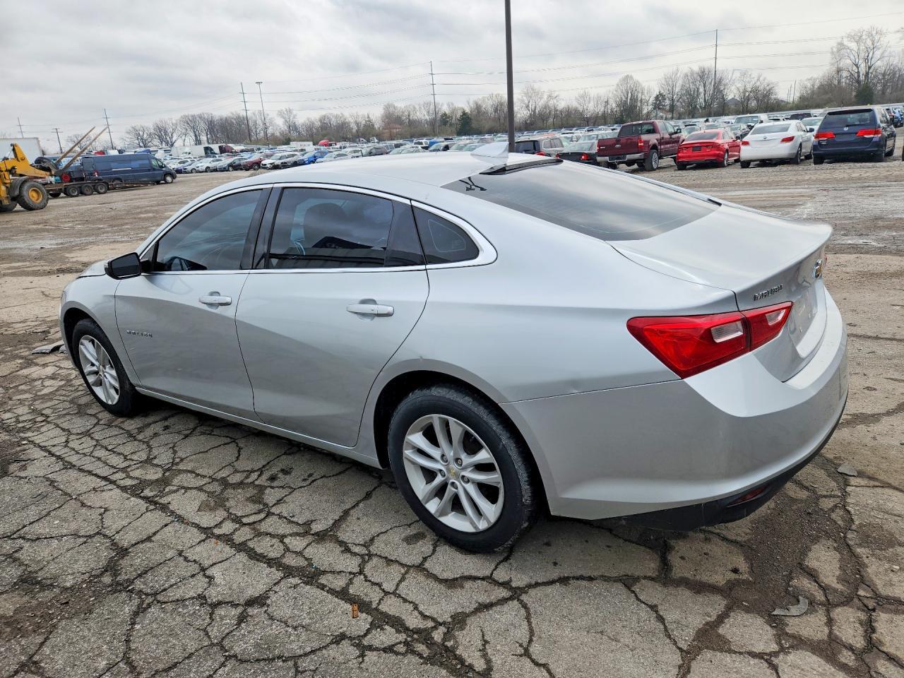 2018 Chevrolet Malibu Lt - Фото 2