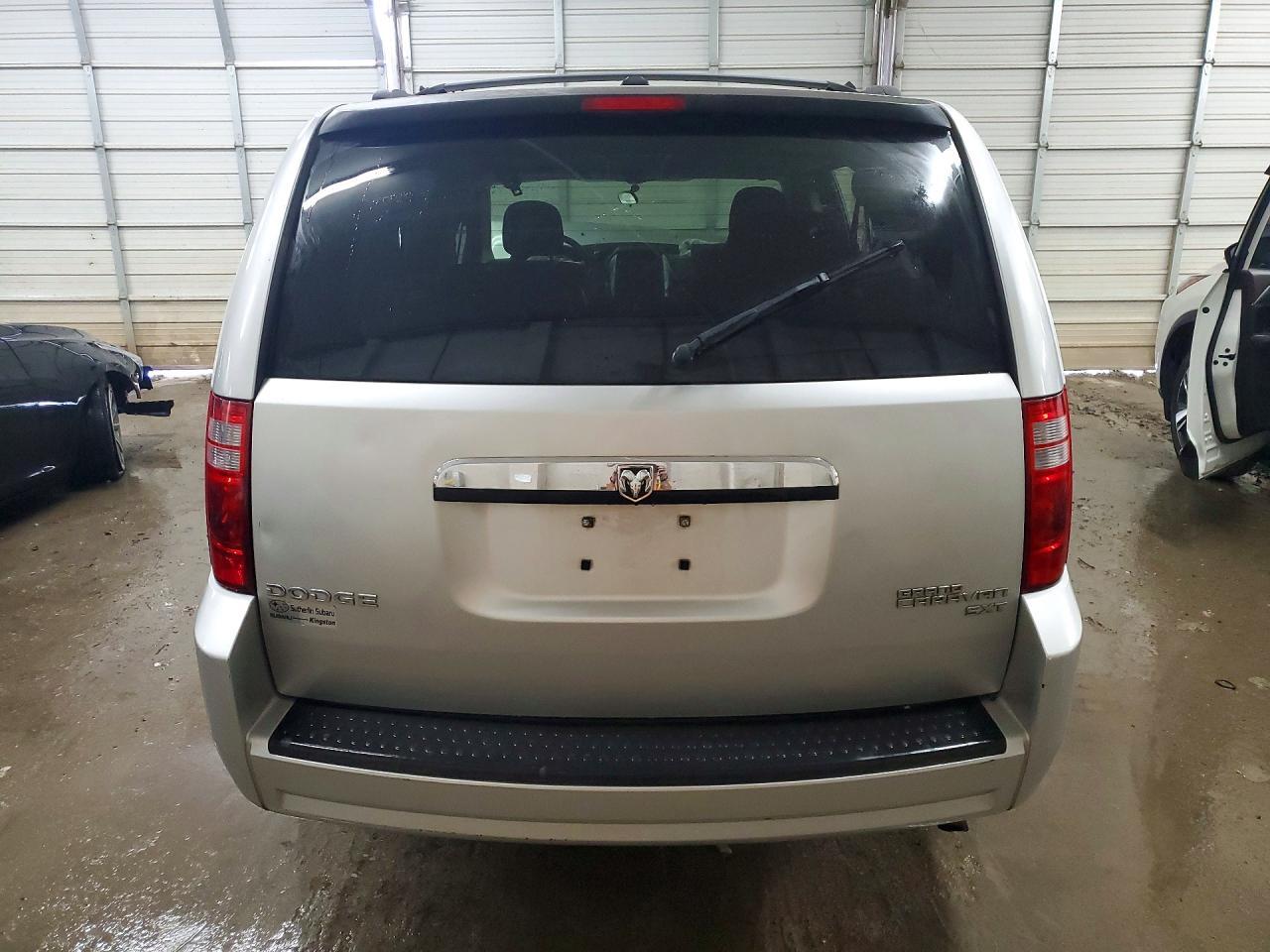 2010 Dodge Grand Caravan Sxt - Фото 6