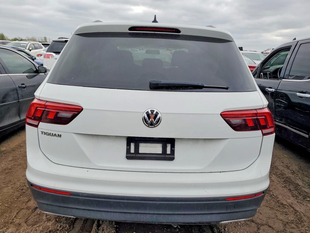 2021 Volkswagen Tiguan S - Фото 6