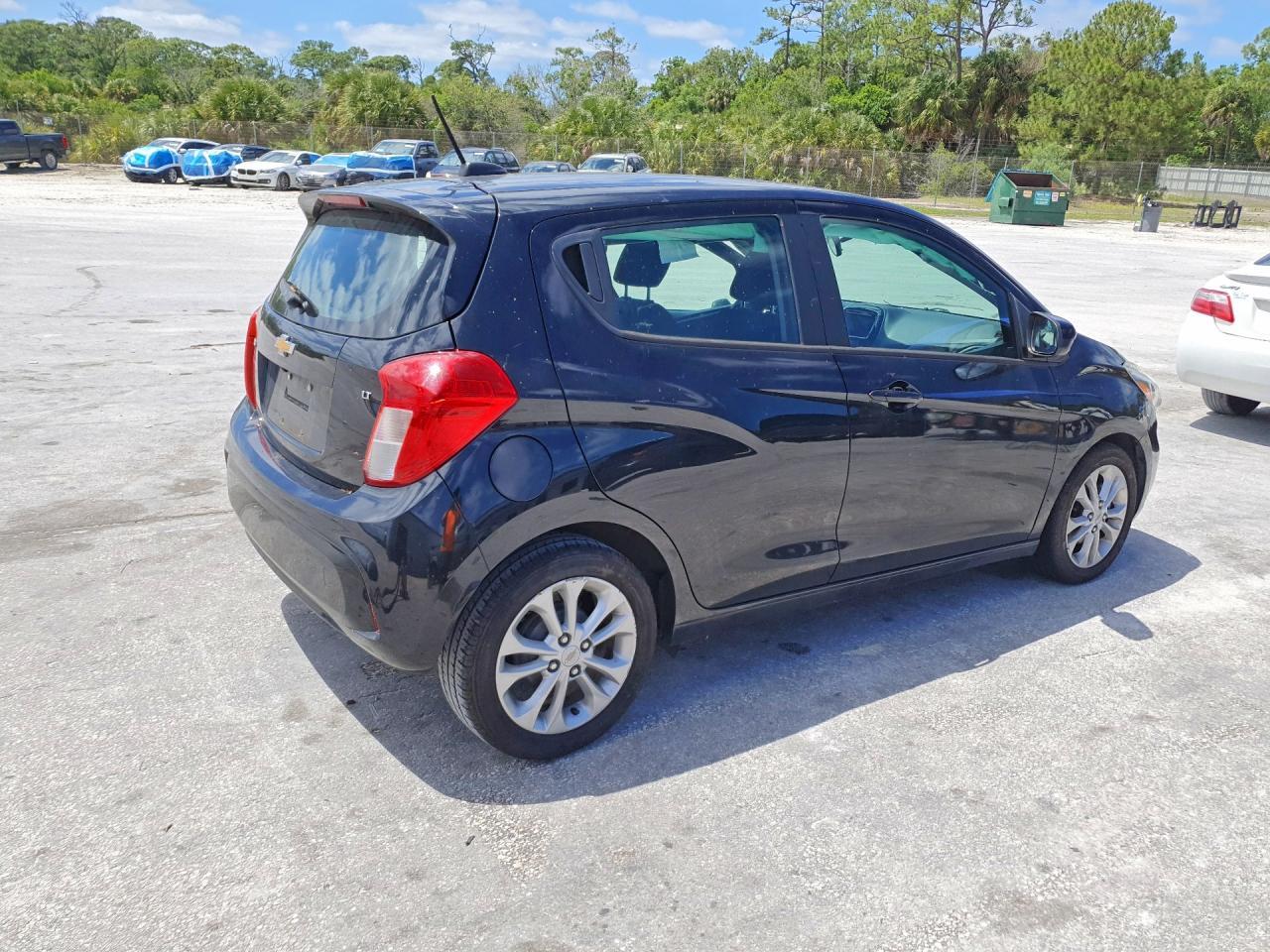 2021 Chevrolet Spark 1Lt - Фото 3