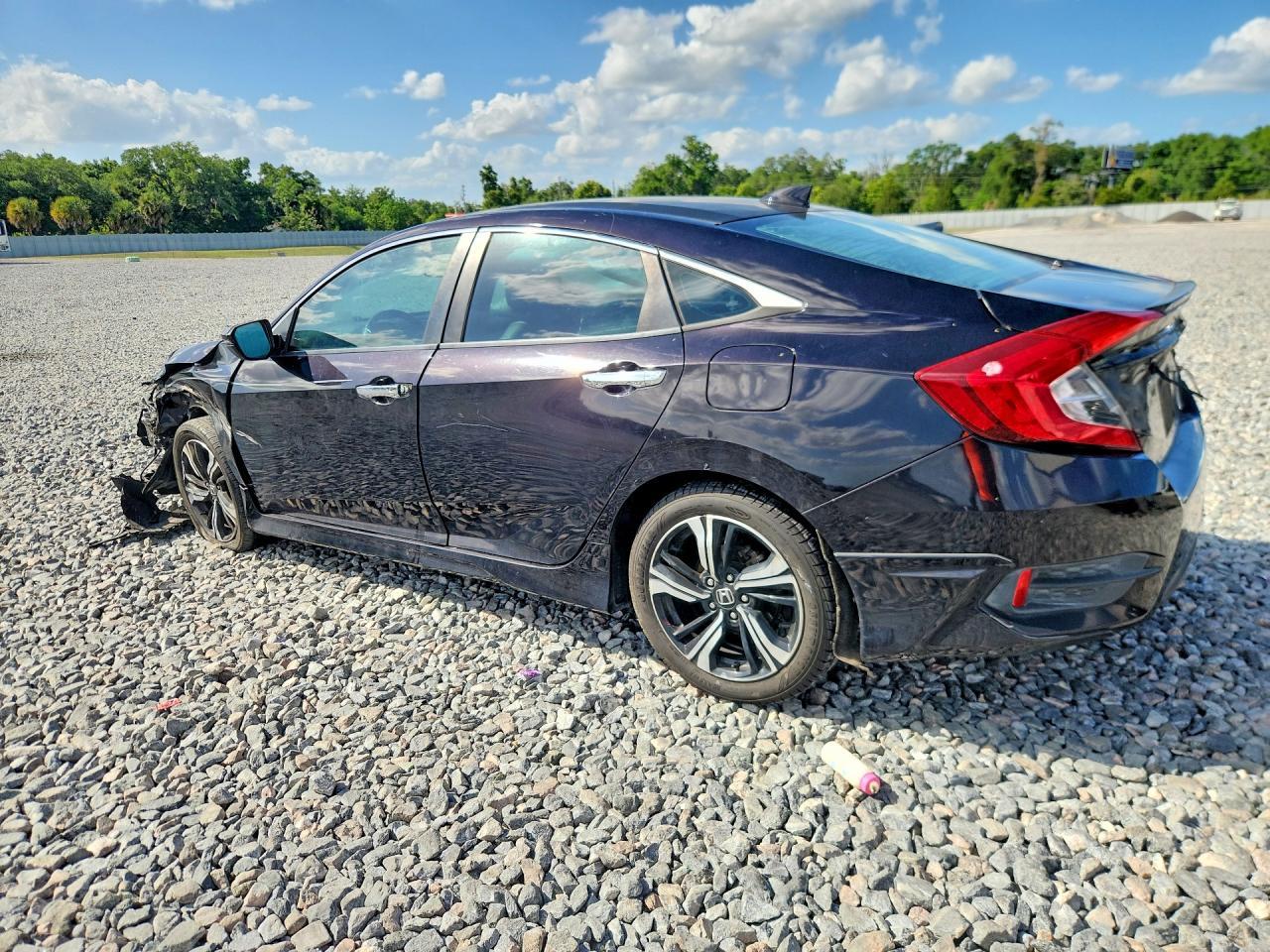 2016 Honda Civic Touring - Фото 3