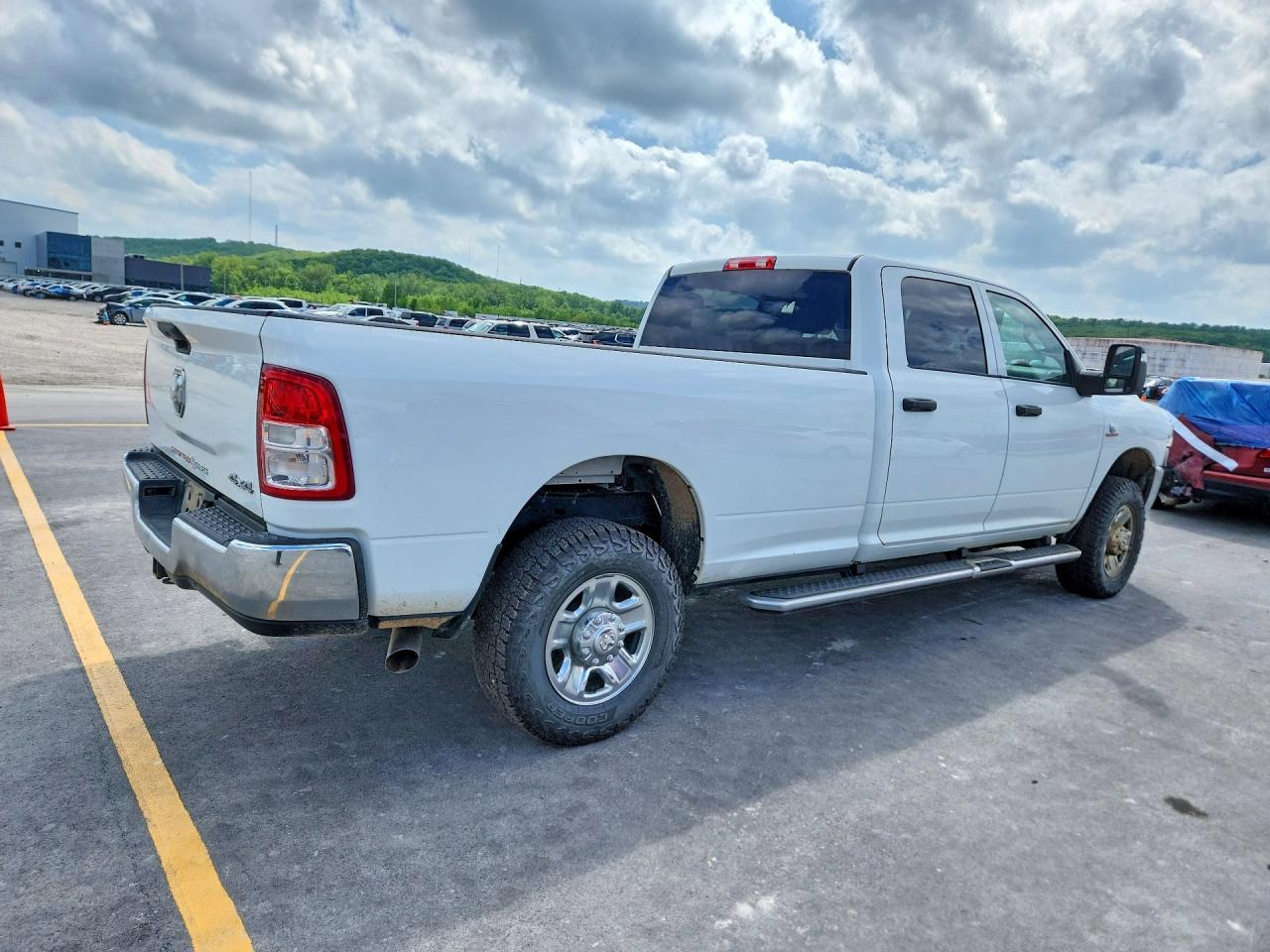 2023 Ram 2500 Tradesman - Image 3