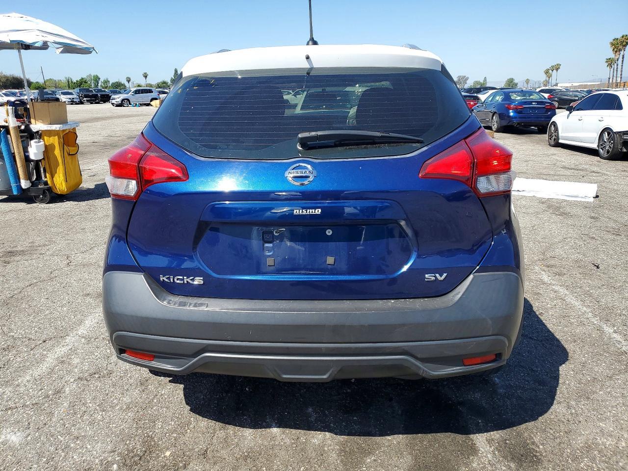 2018 Nissan Kicks Sv - Image 6