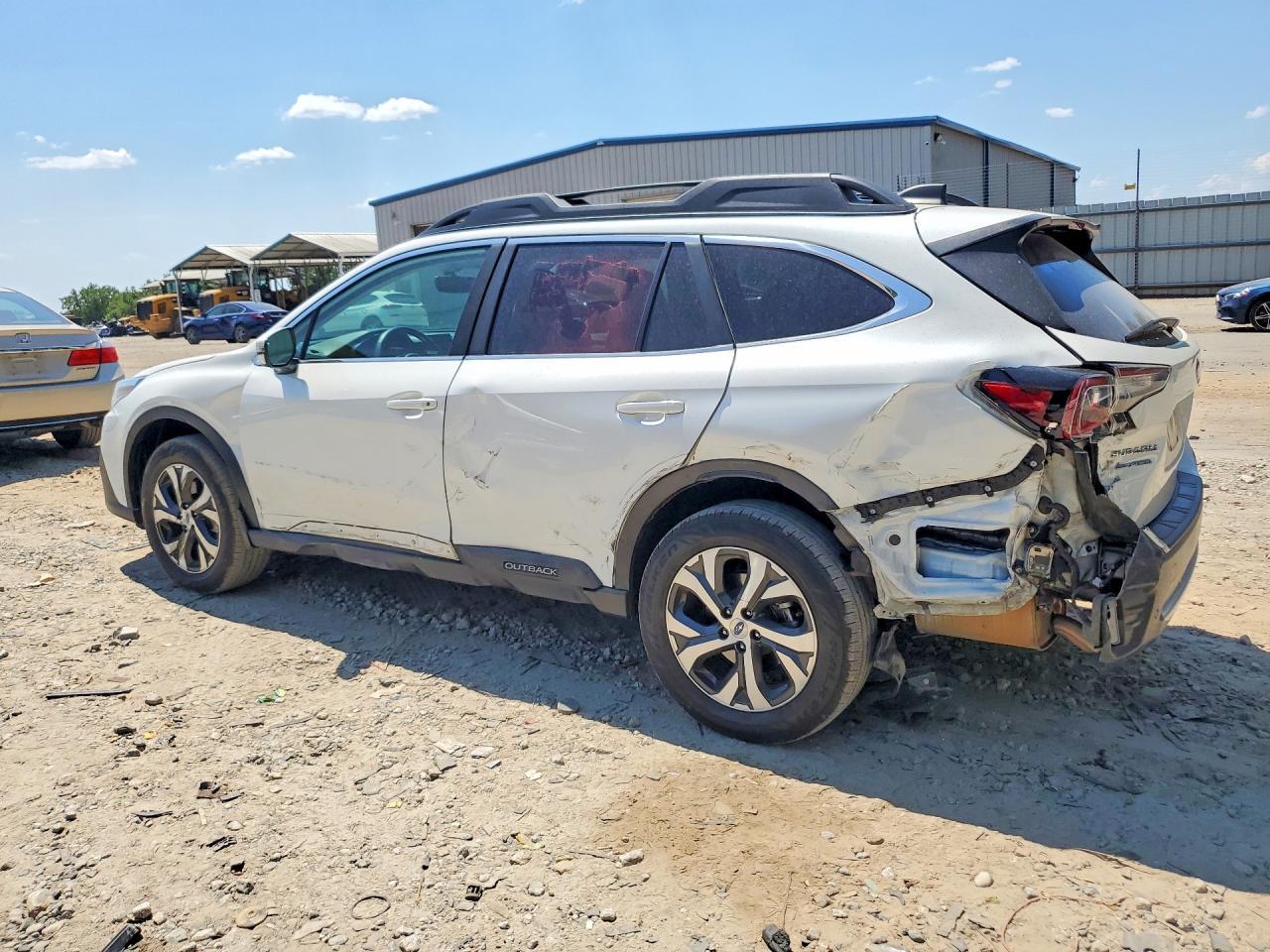 2022 Subaru Outback Limited - Image 2