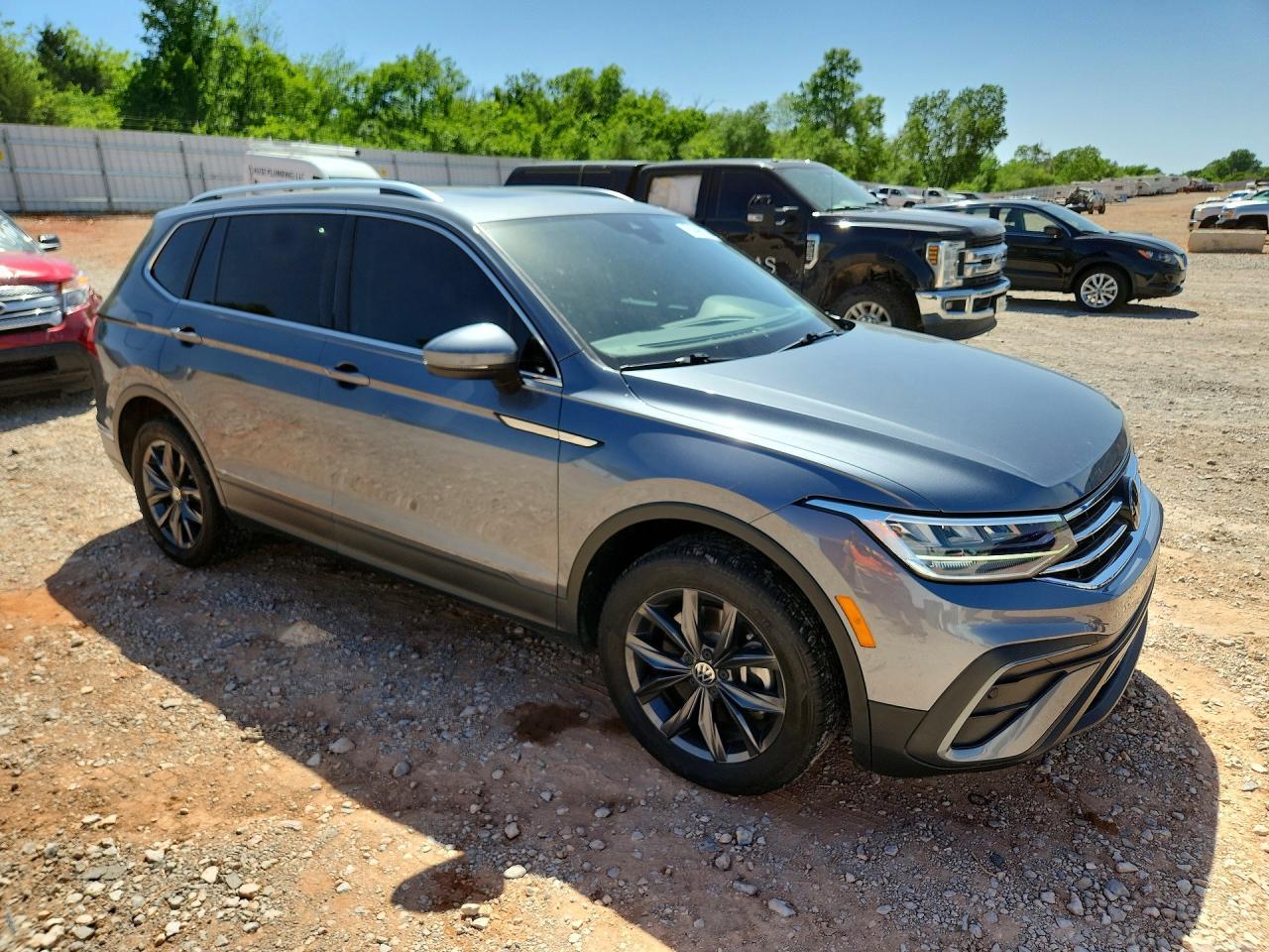 2023 Volkswagen Tiguan Se - Фото 4