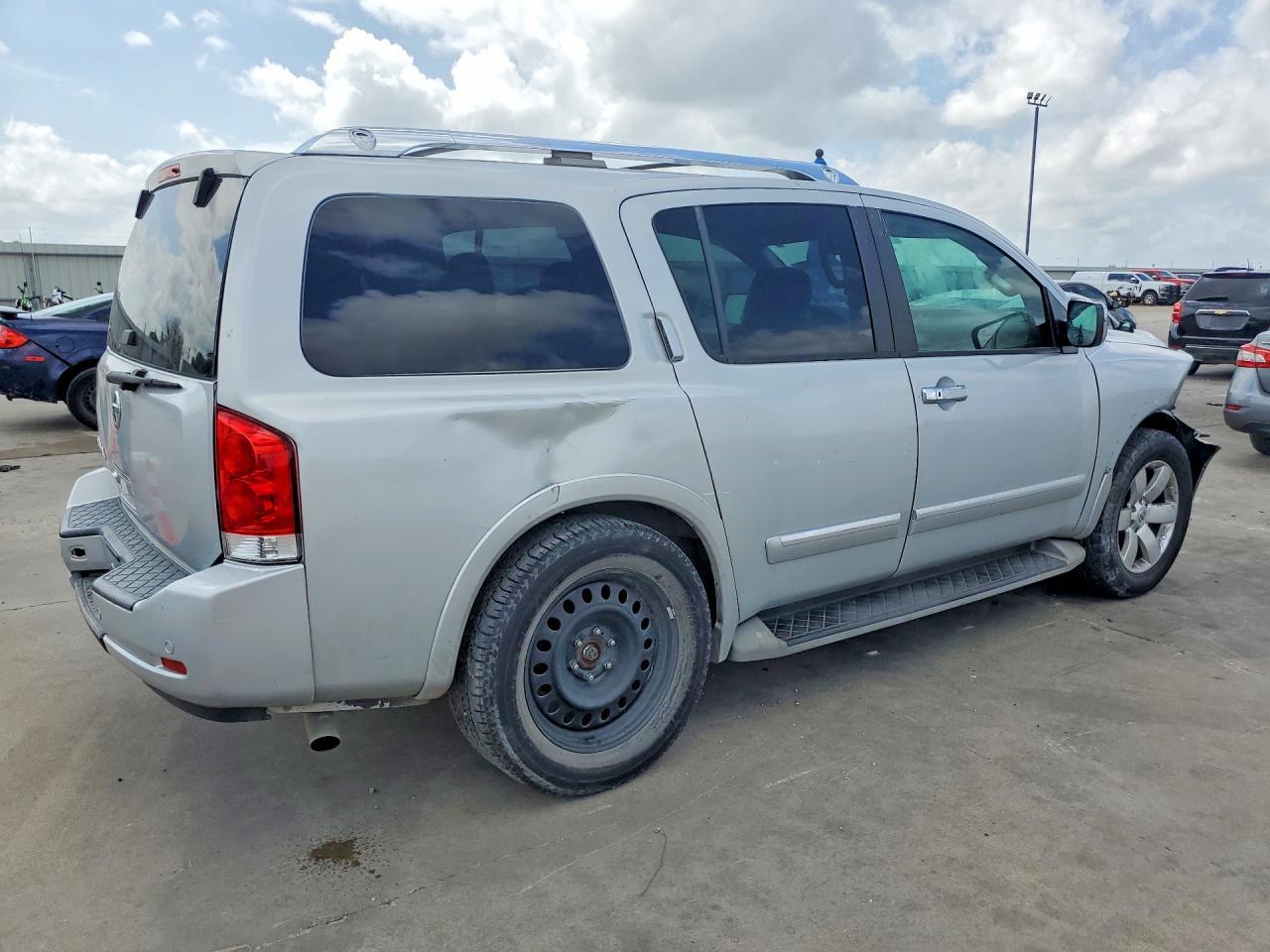 2013 Nissan Armada Sv - Фото 3
