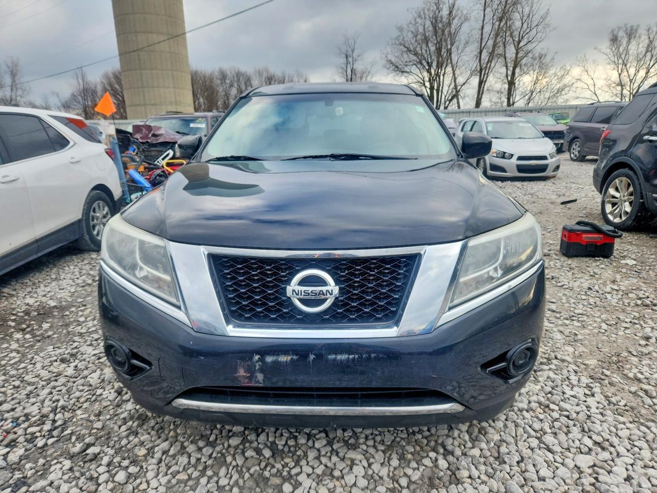 2014 Nissan Pathfinder S - Фото 5